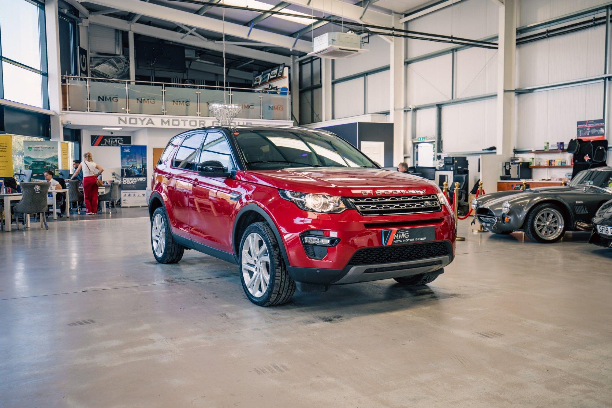 Land Rover Discovery Sport view 21