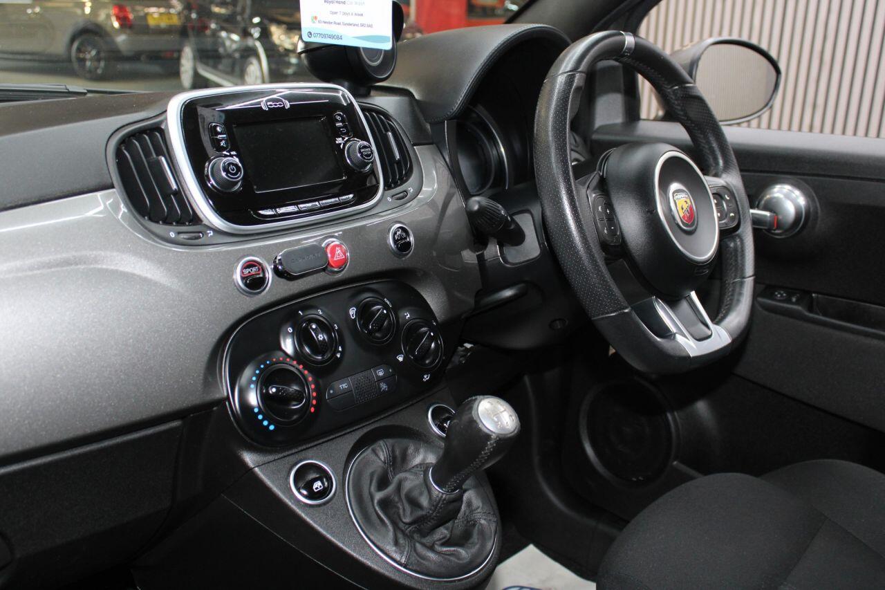 Abarth 595 view 32