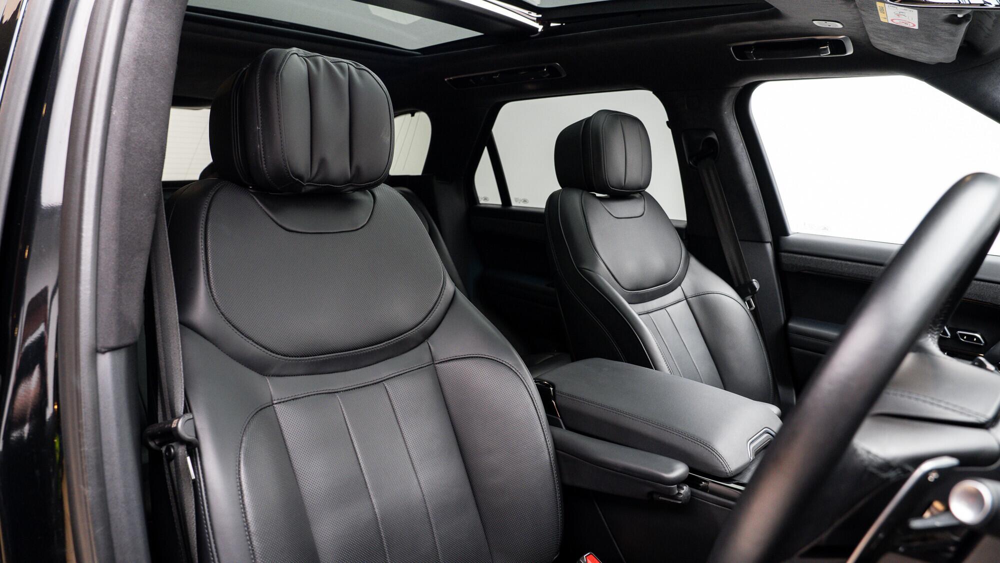 Land Rover Range Rover Sport view 6