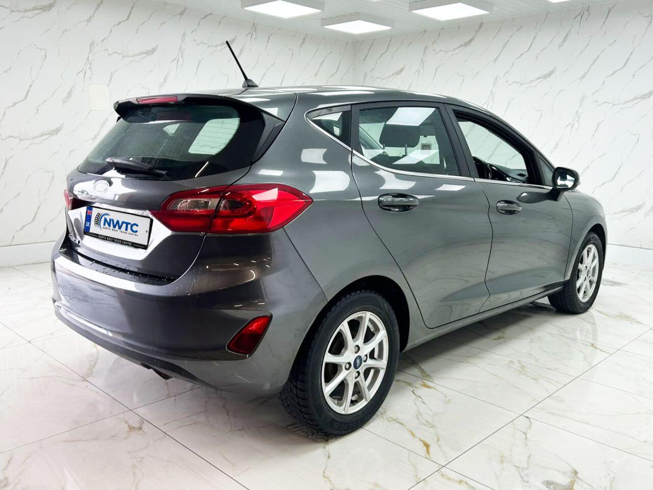 Ford Fiesta view 12