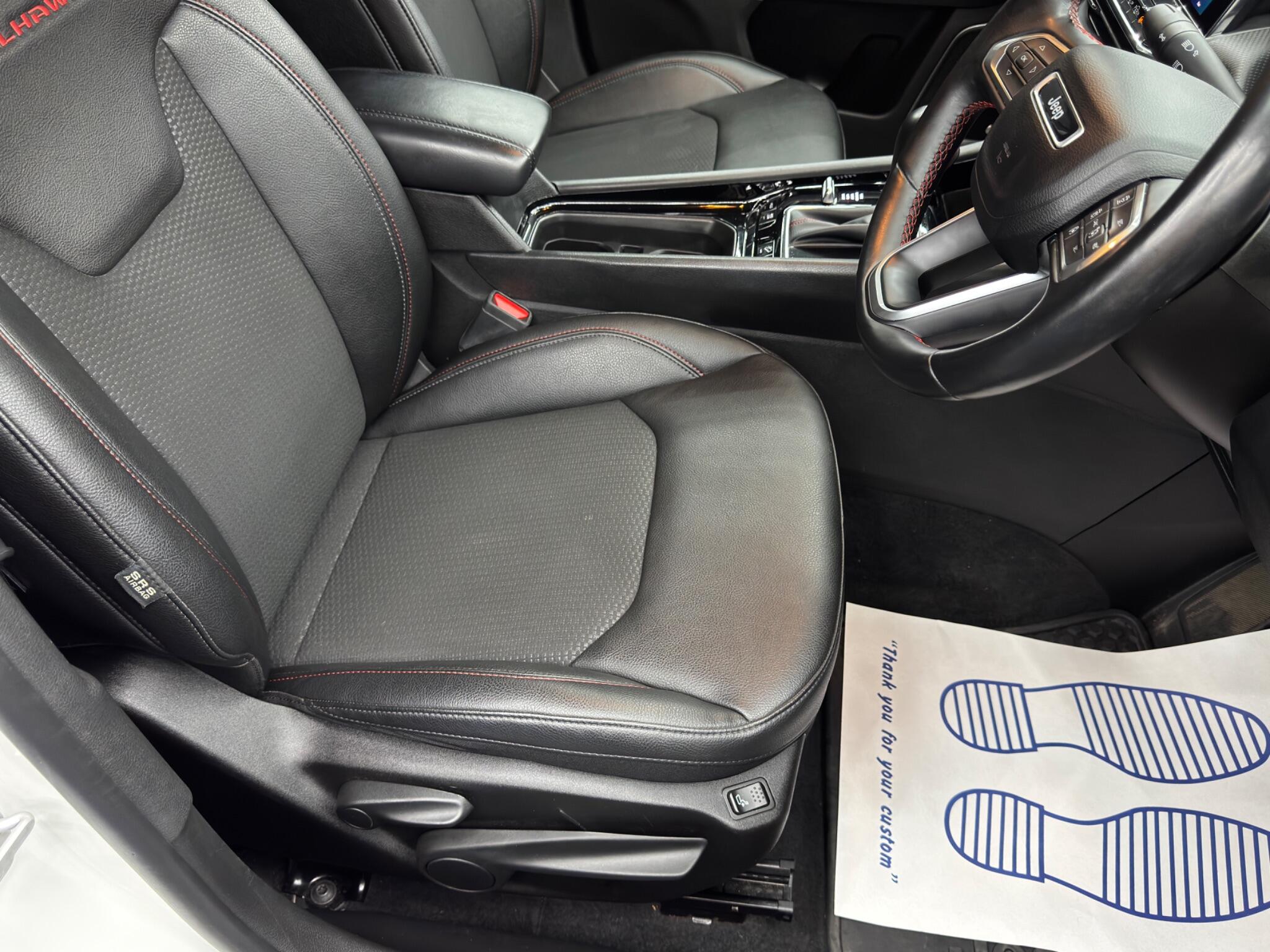 Jeep Compass view 13