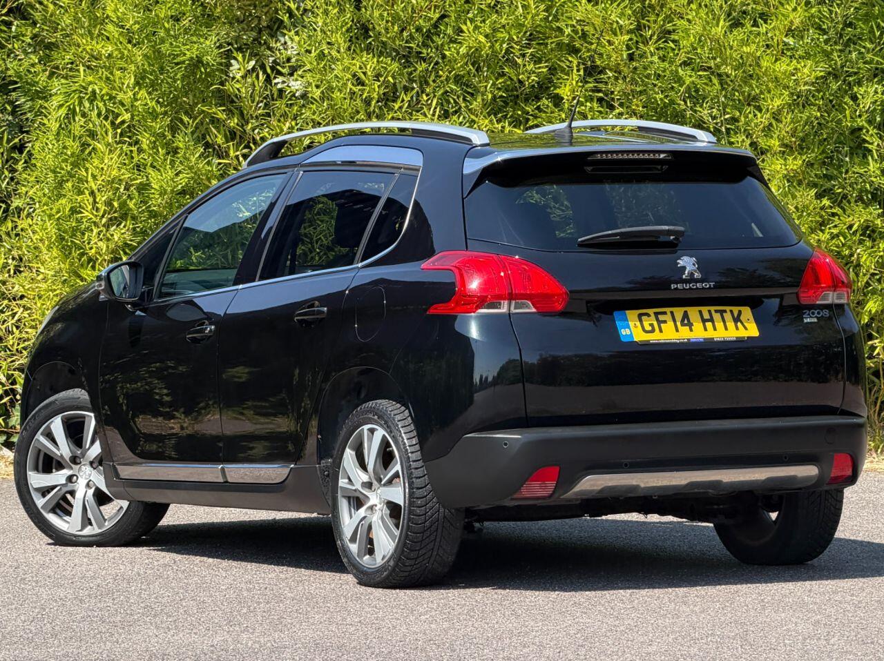 Peugeot 2008 view 2