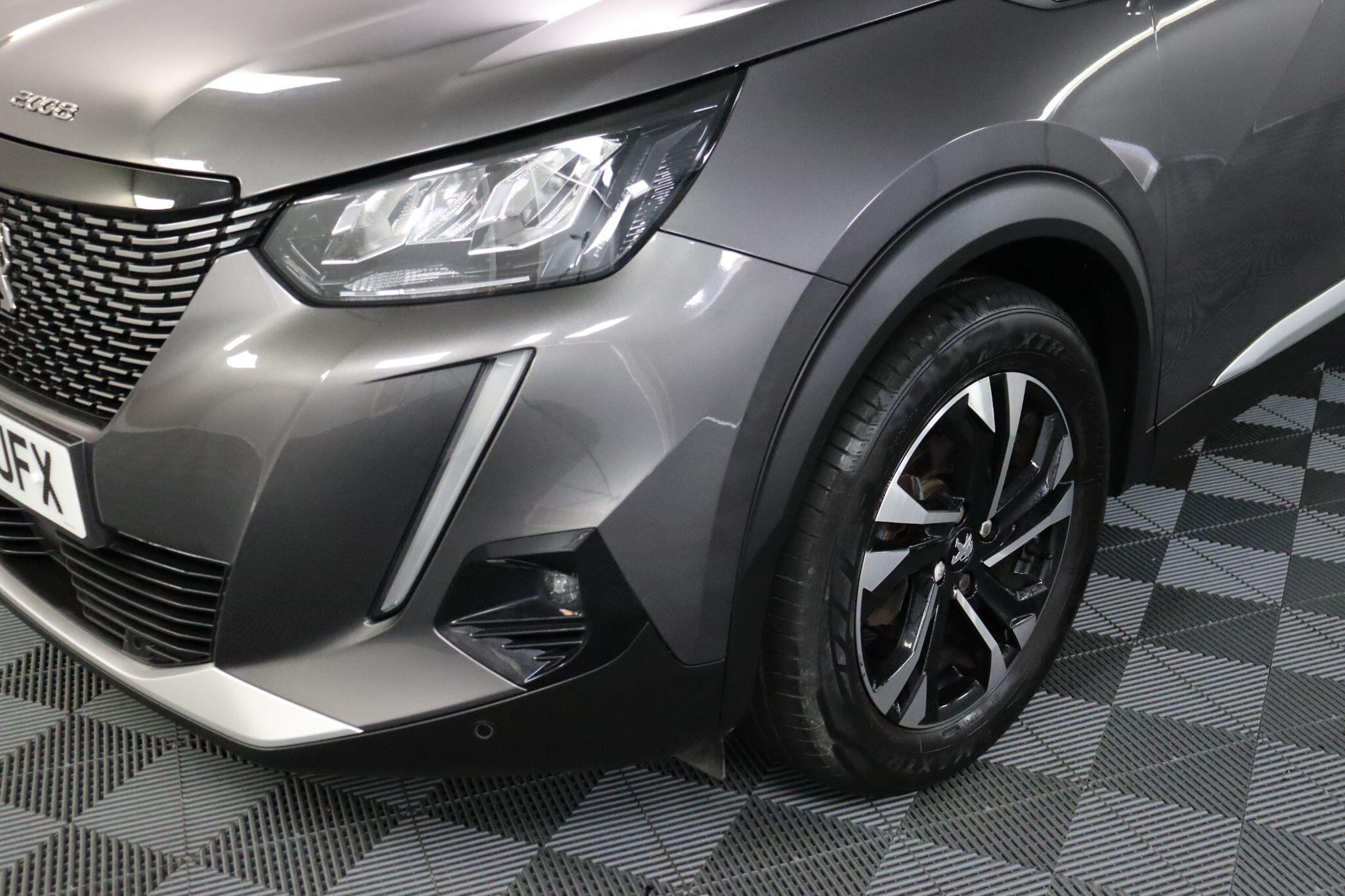 Peugeot 2008 view 32