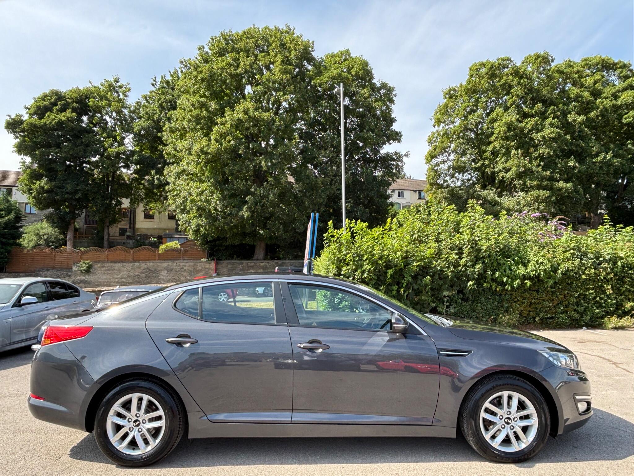 Kia Optima view 4