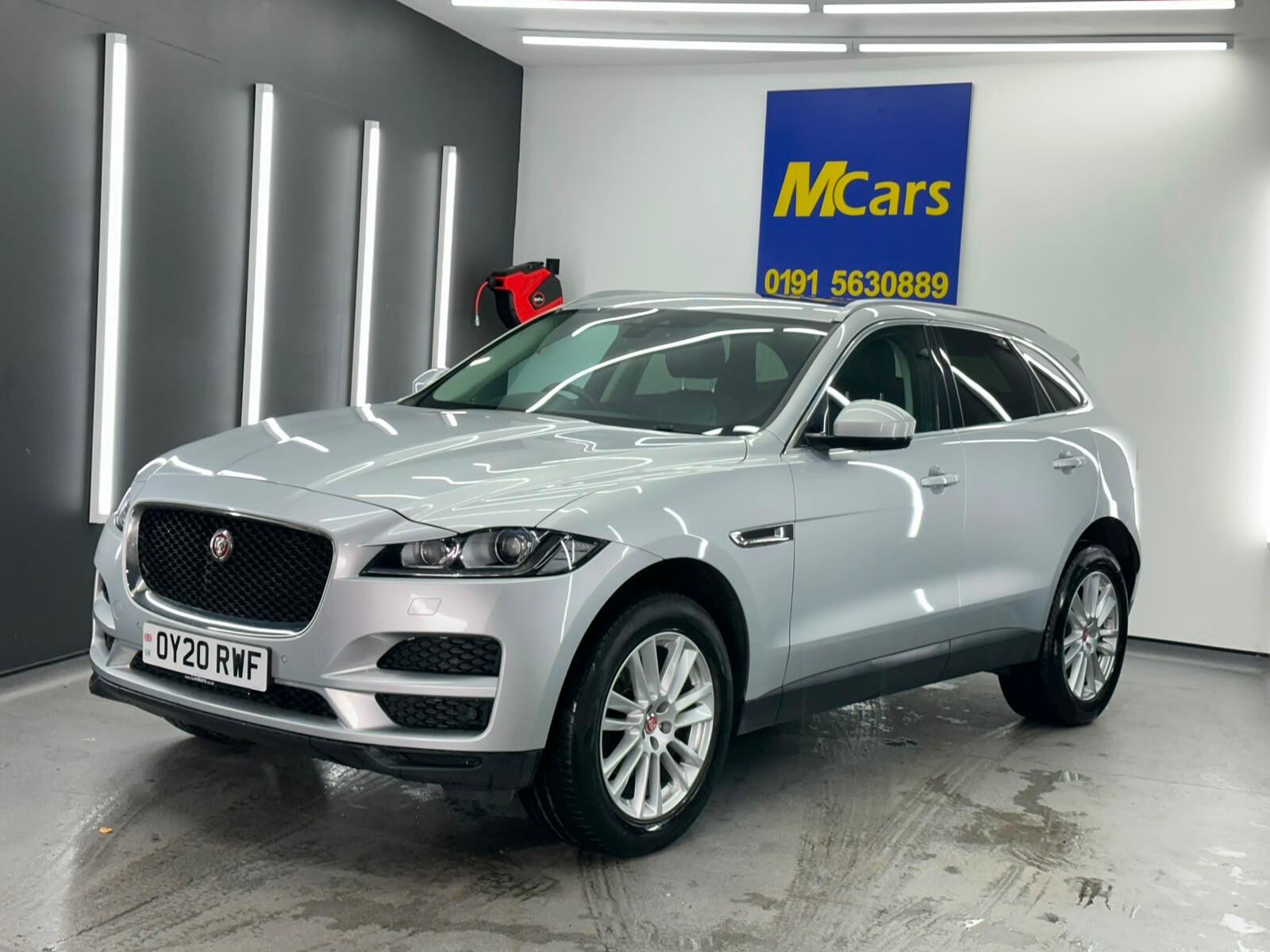 Jaguar F-Pace view 6