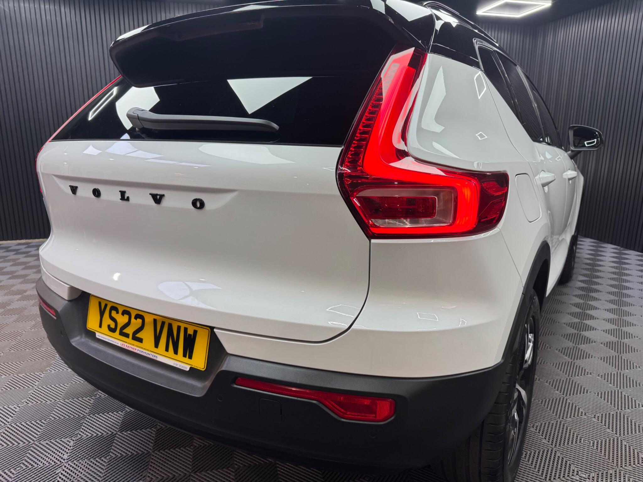 Volvo XC40 view 22