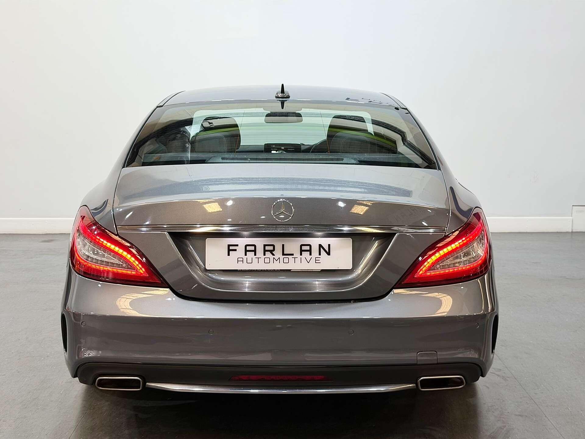 Mercedes-Benz CLS view 21