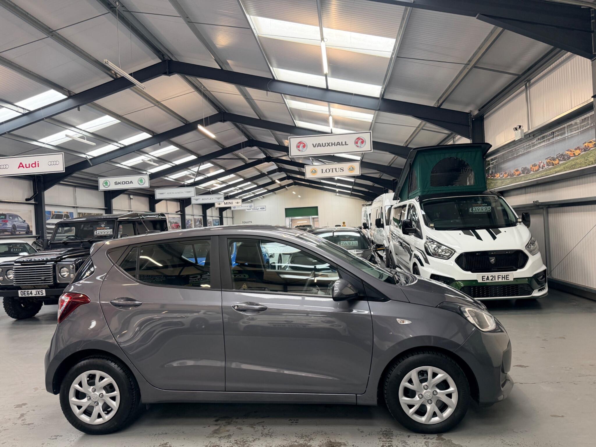 Hyundai I10 view 12