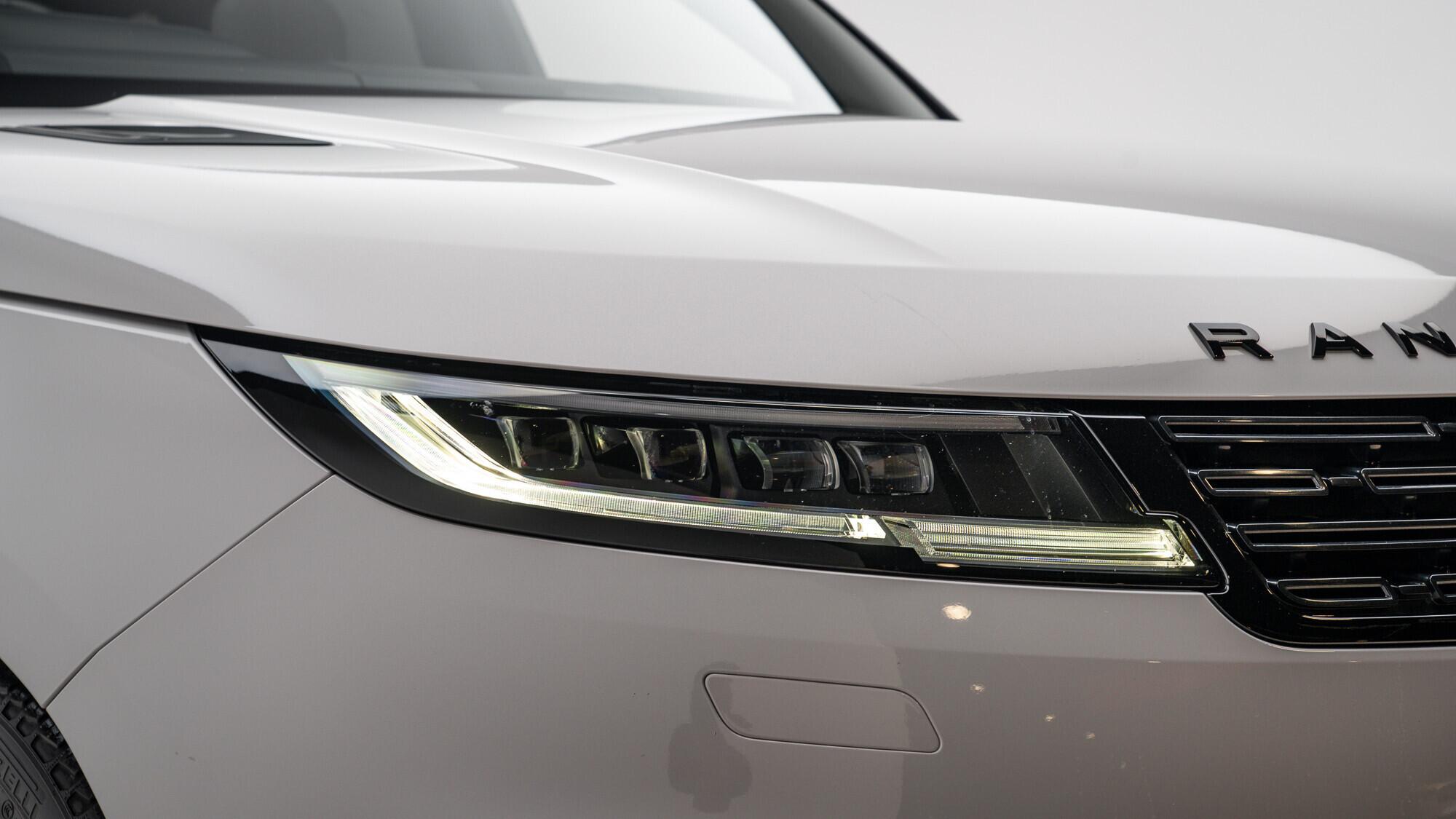 Land Rover Range Rover Sport view 15