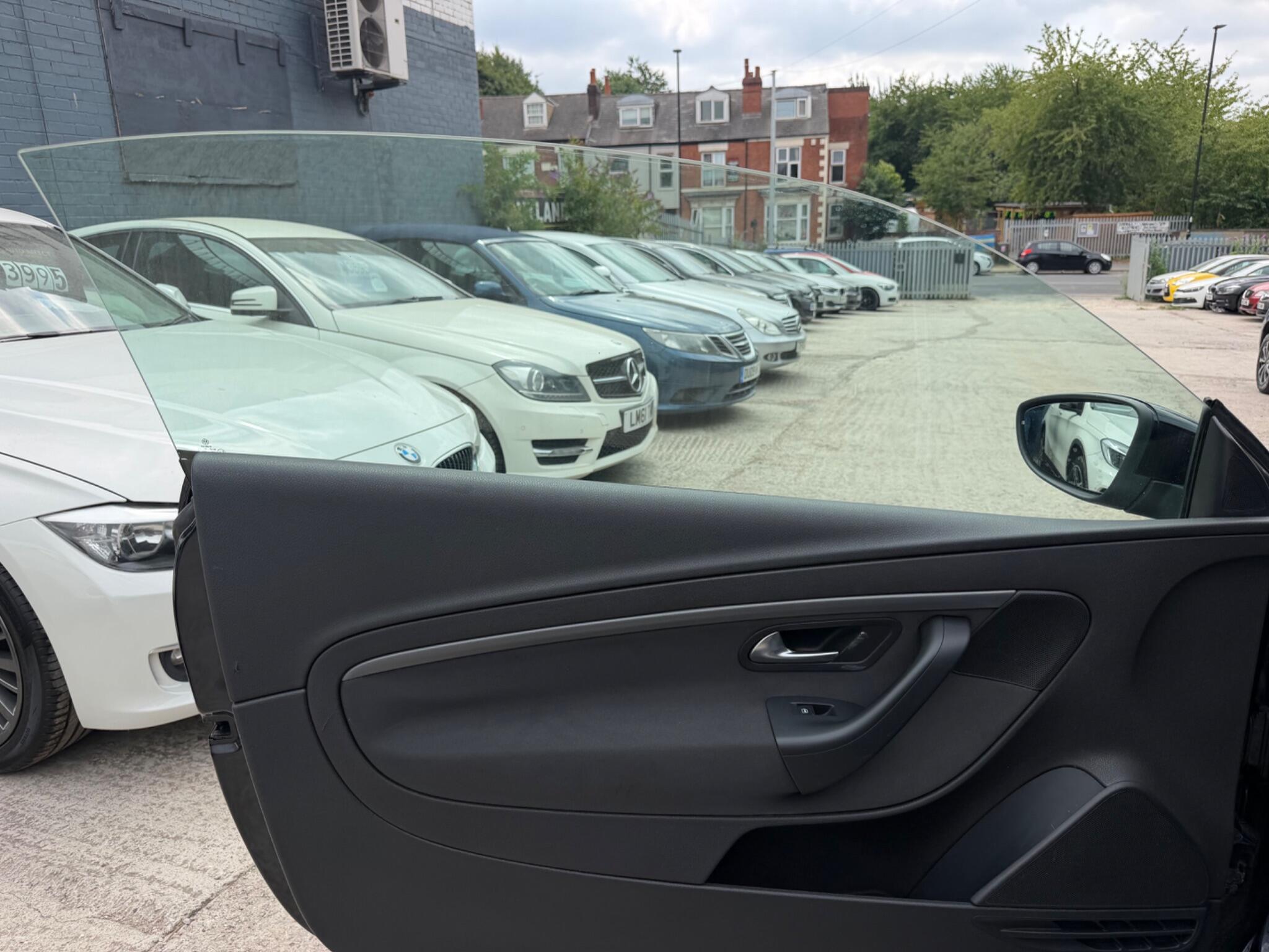 Volkswagen Eos view 14