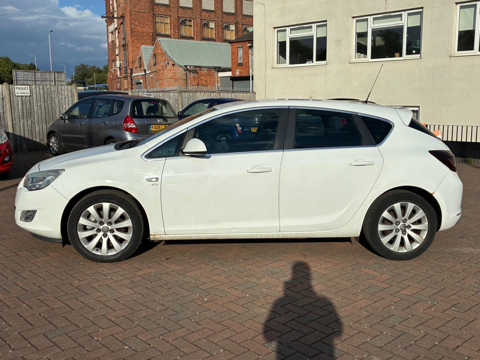 Vauxhall Astra view 10