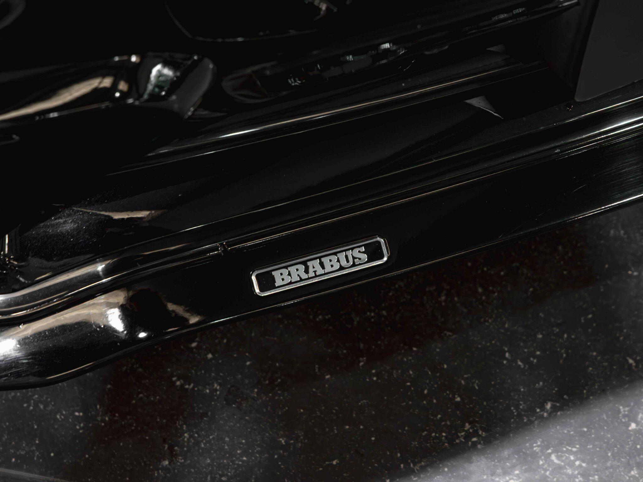 Mercedes-Benz S Class view 16