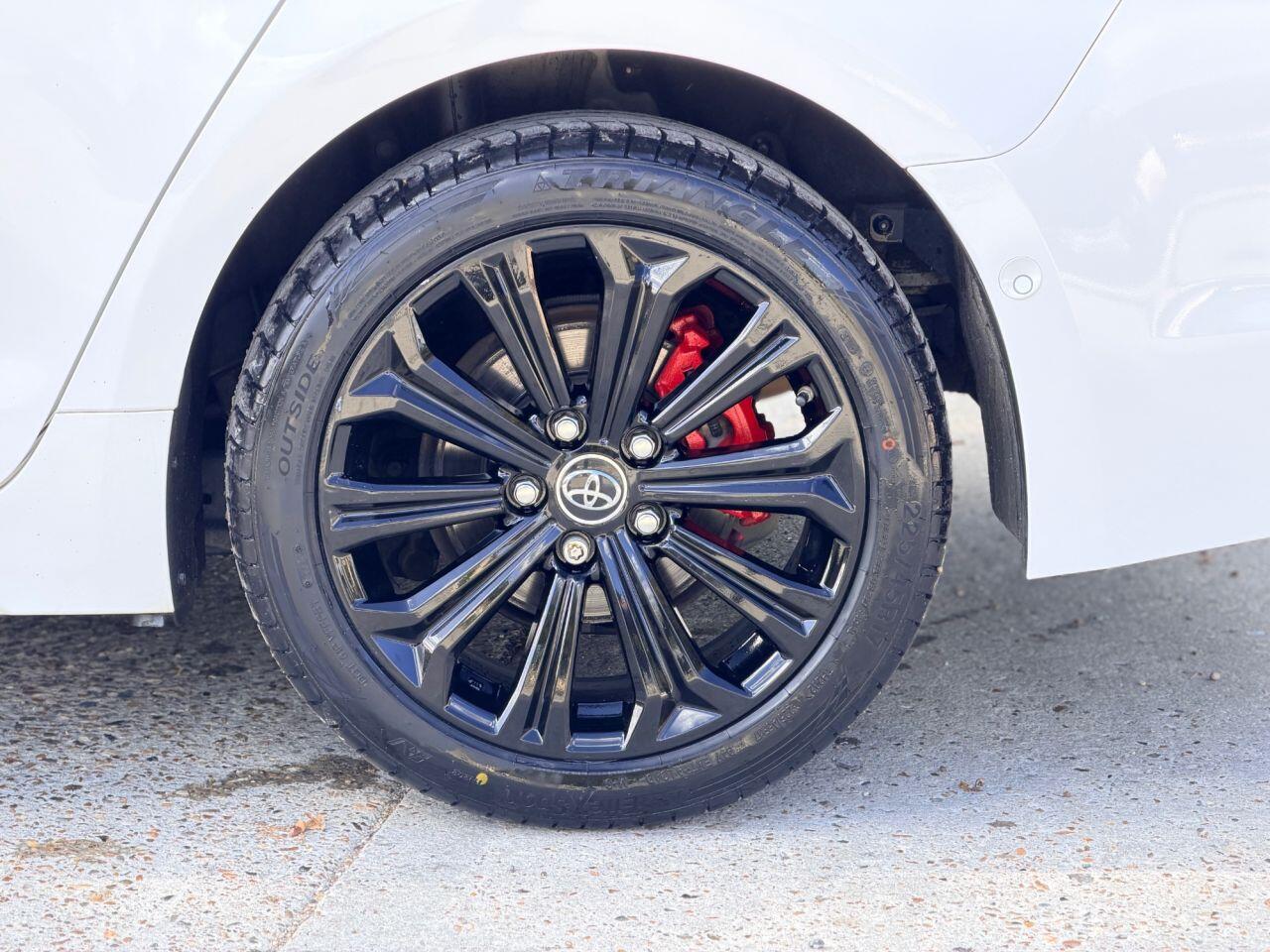 Toyota Corolla view 11