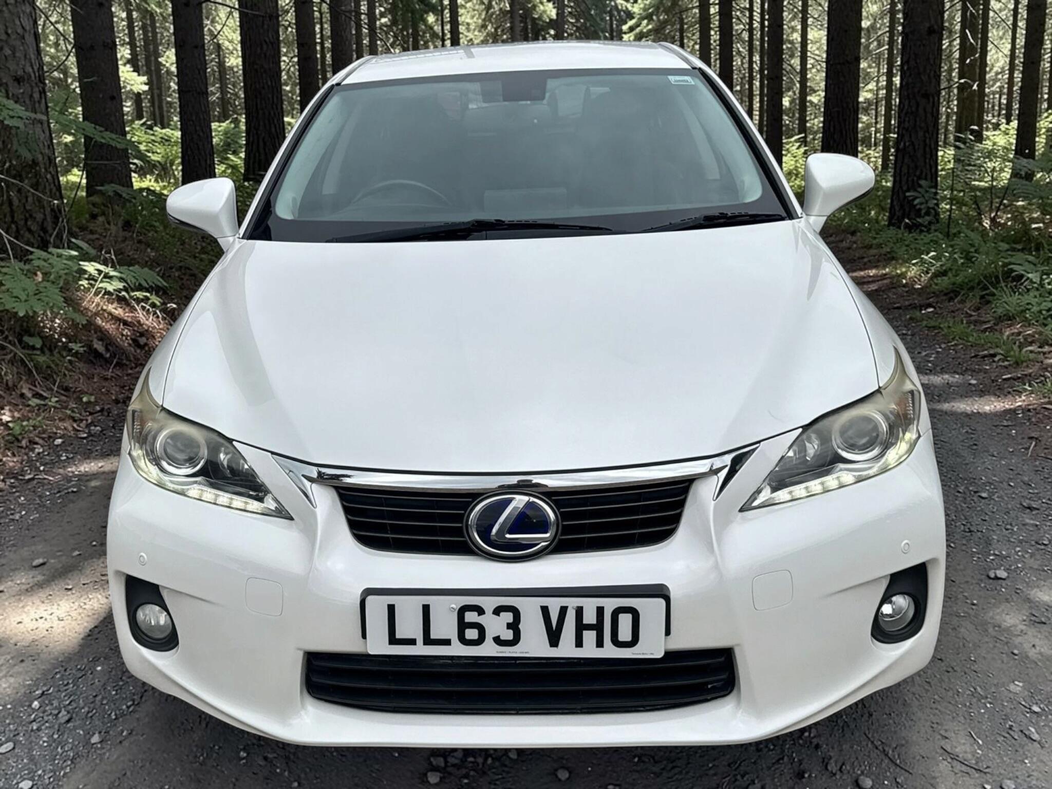 Lexus CT view 2