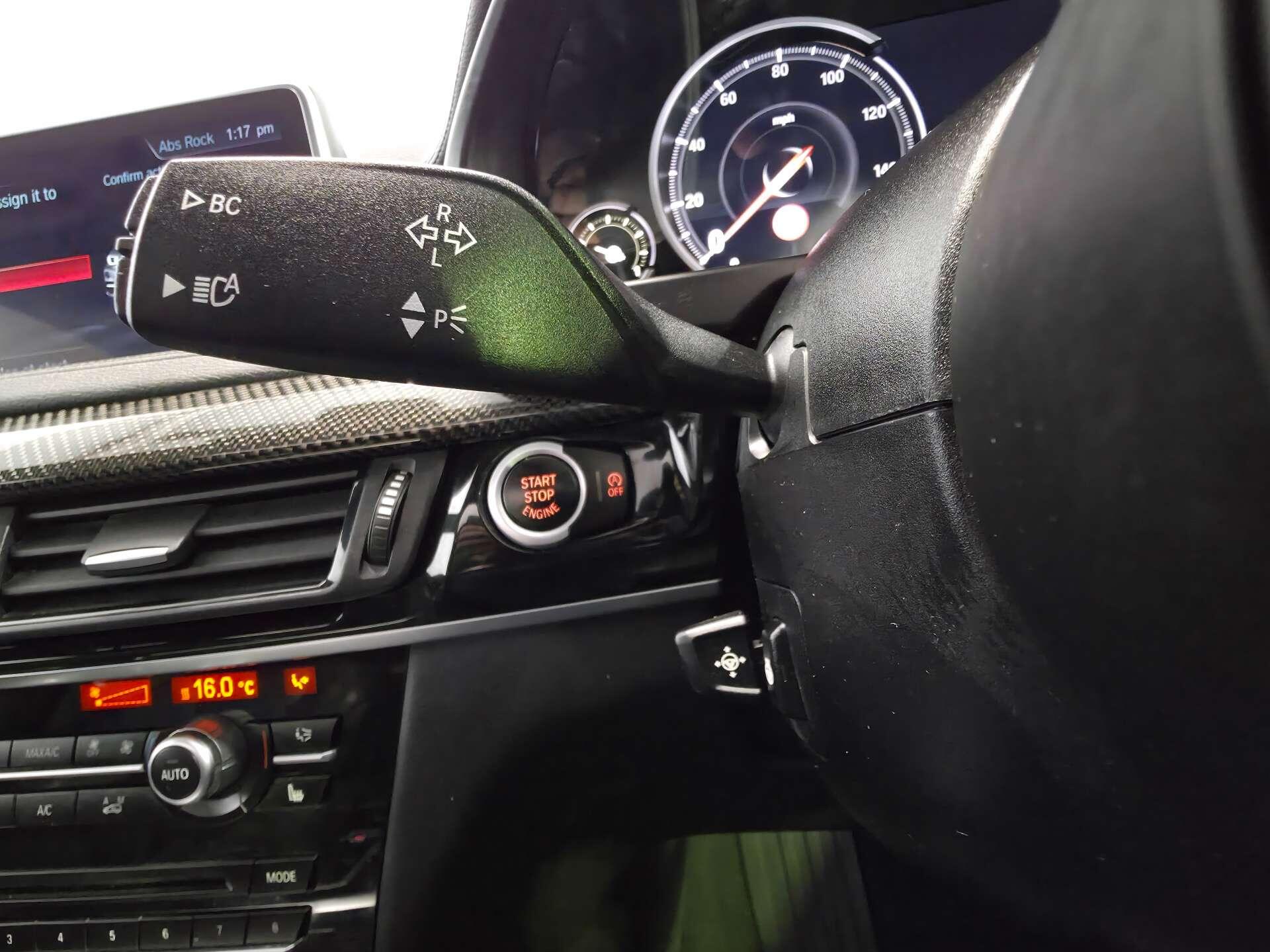 BMW X6 view 37