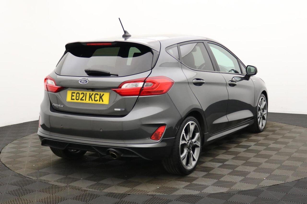 Ford Fiesta view 5