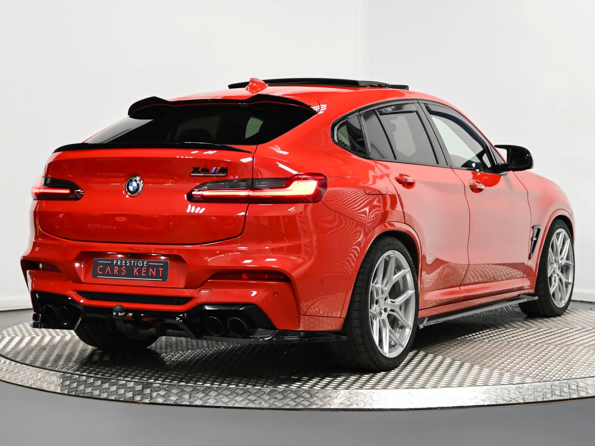 BMW X4 M view 35
