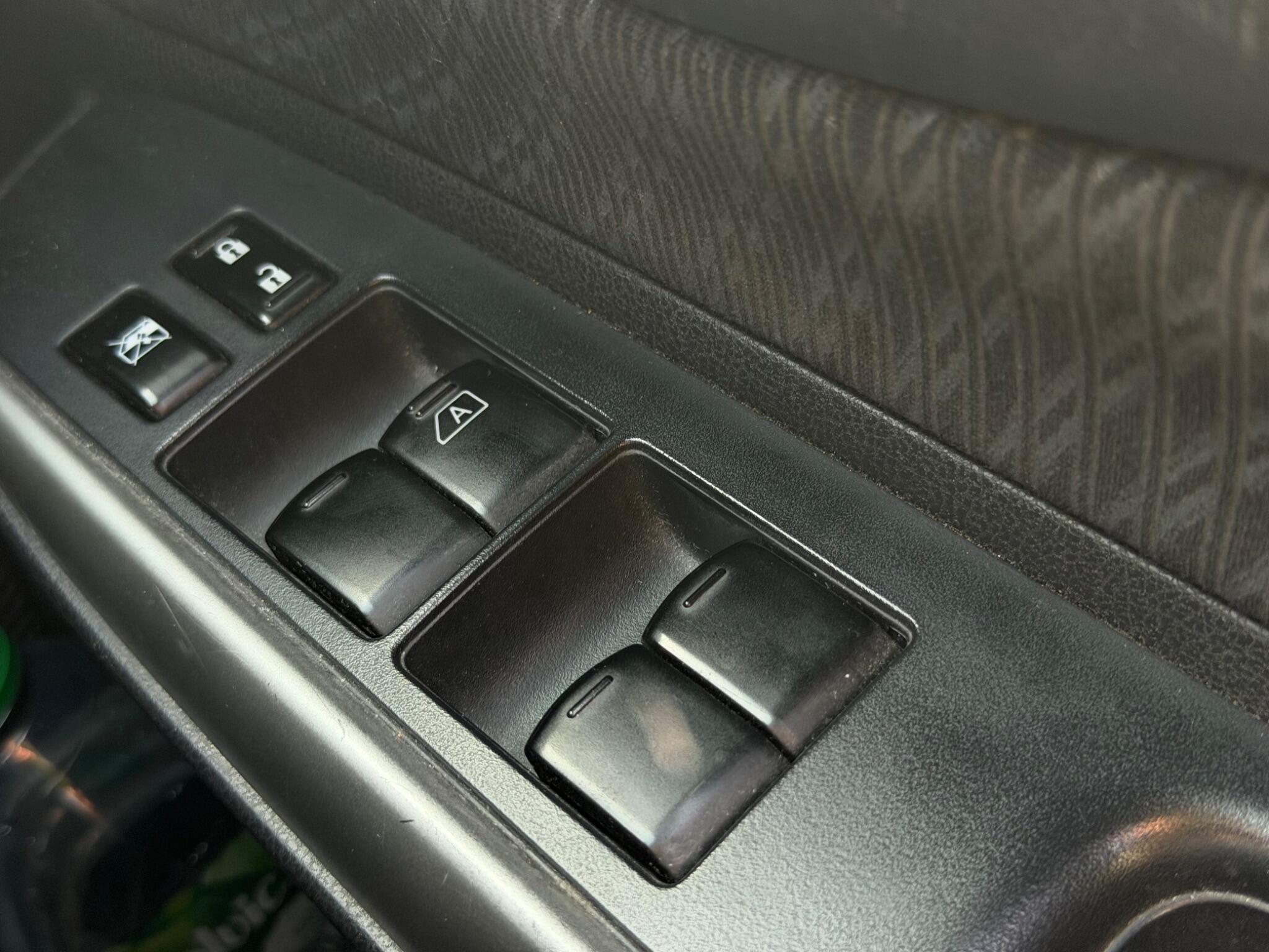 Nissan Note view 13