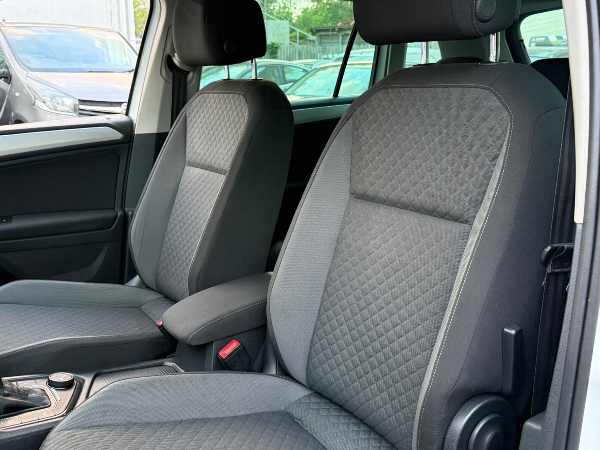 Volkswagen Tiguan - Image 53