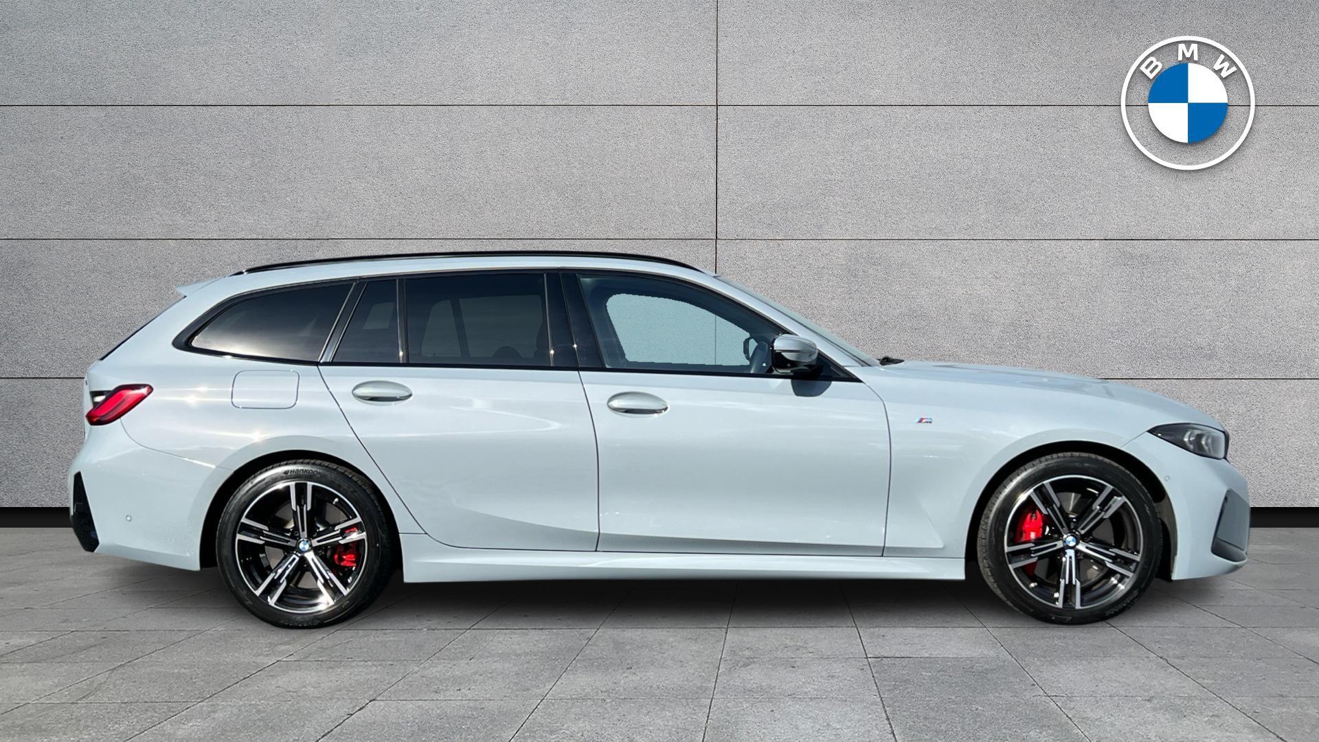BMW 3 Series view 3