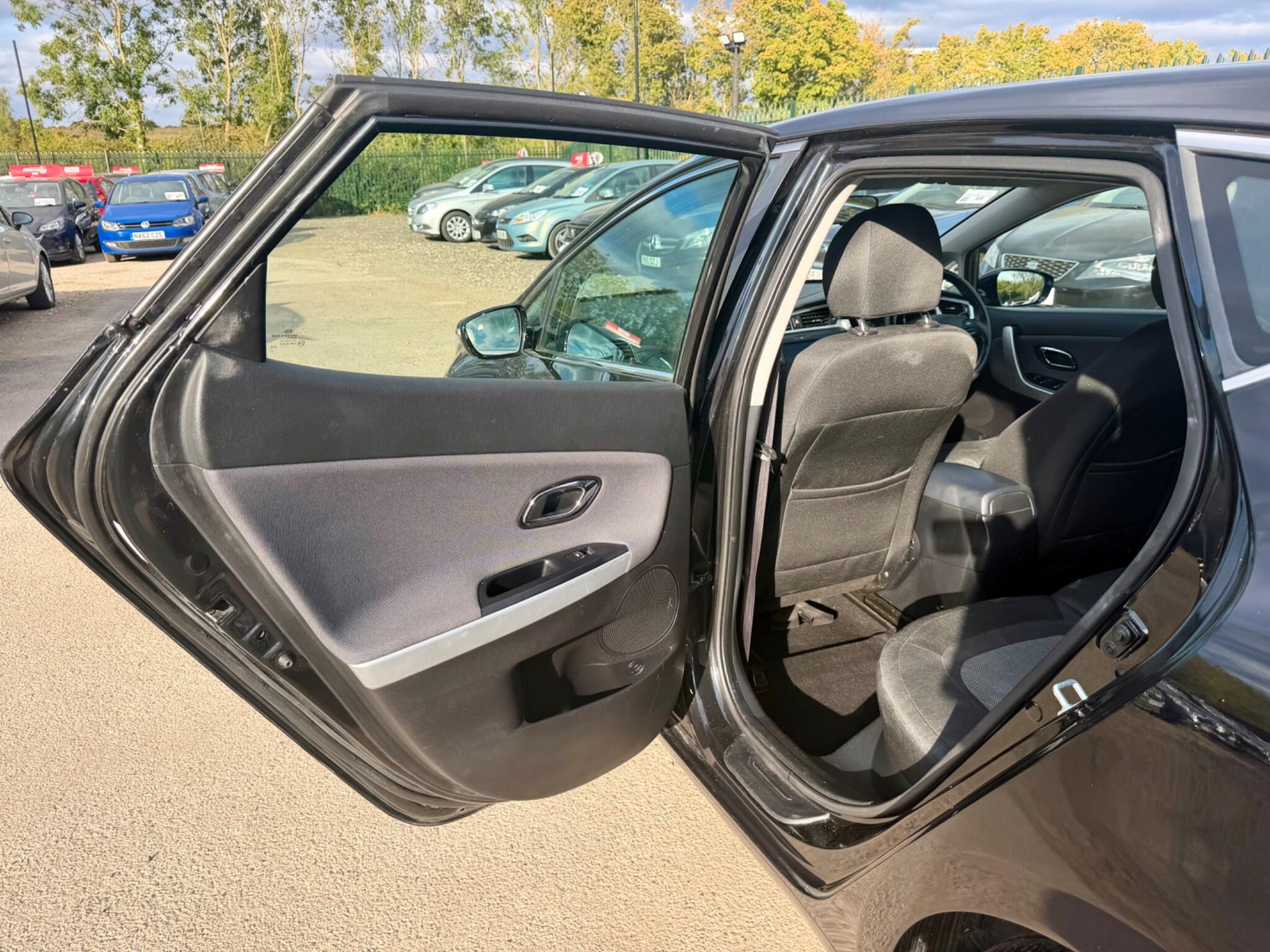 Kia Ceed view 37