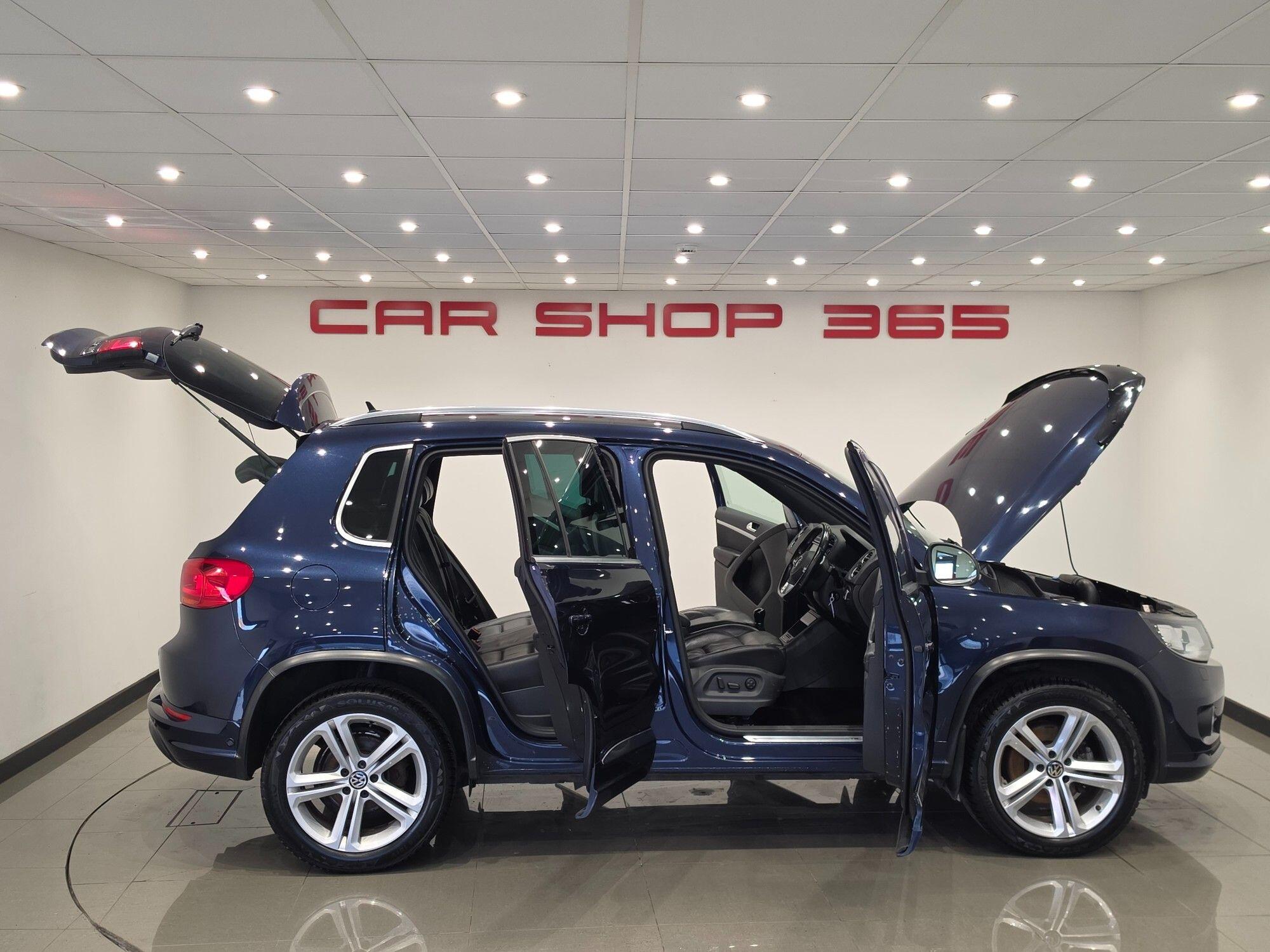 Volkswagen Tiguan view 45