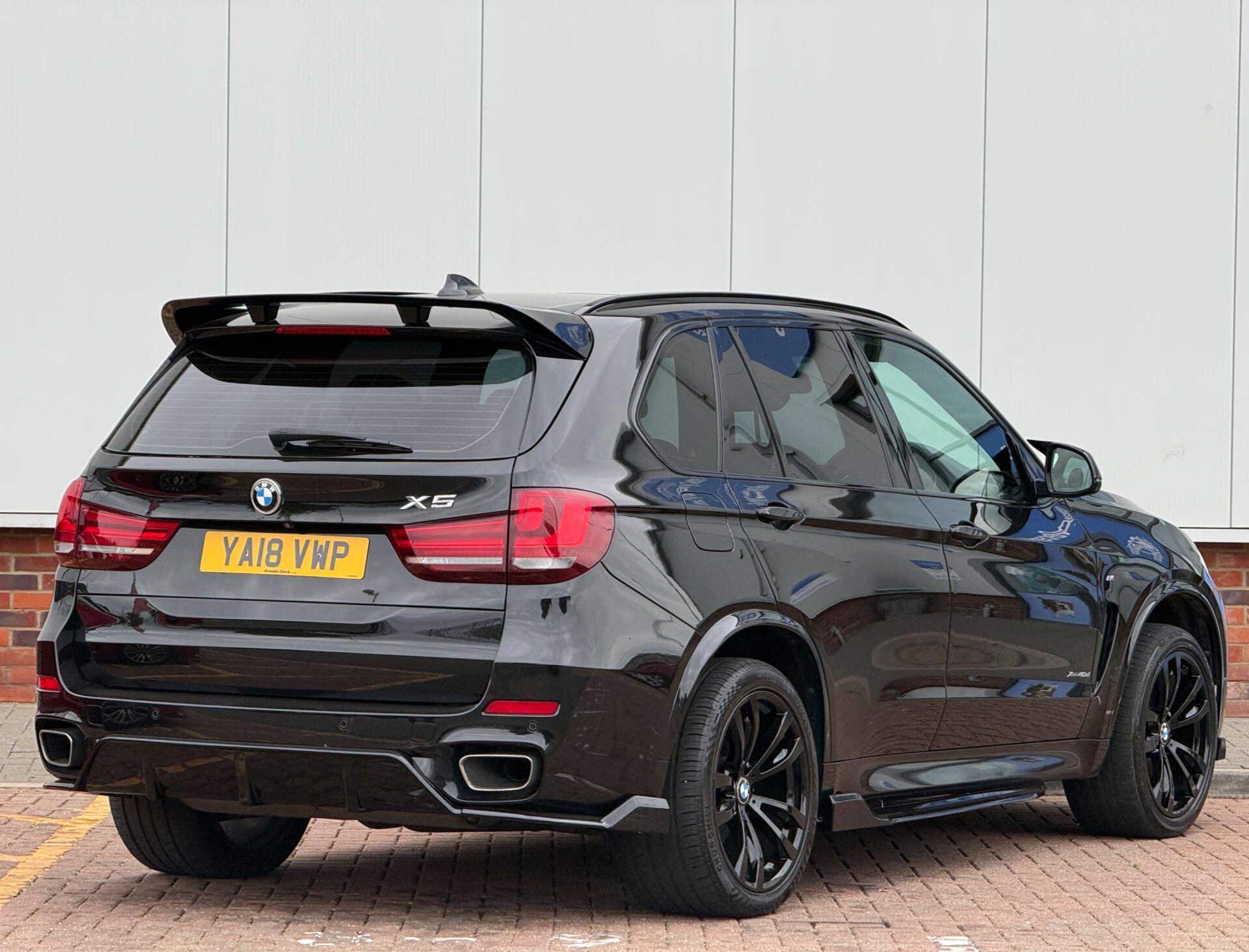 BMW X5 X5 view 4