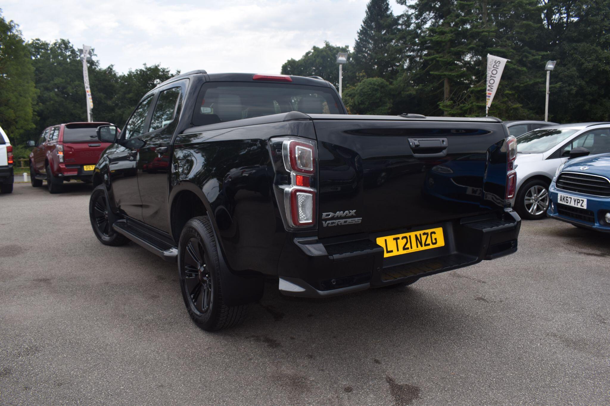 D-Max - 1.9 TD V-Cross Auto 4WD Euro 6 (s/s) 4dr - Image 6
