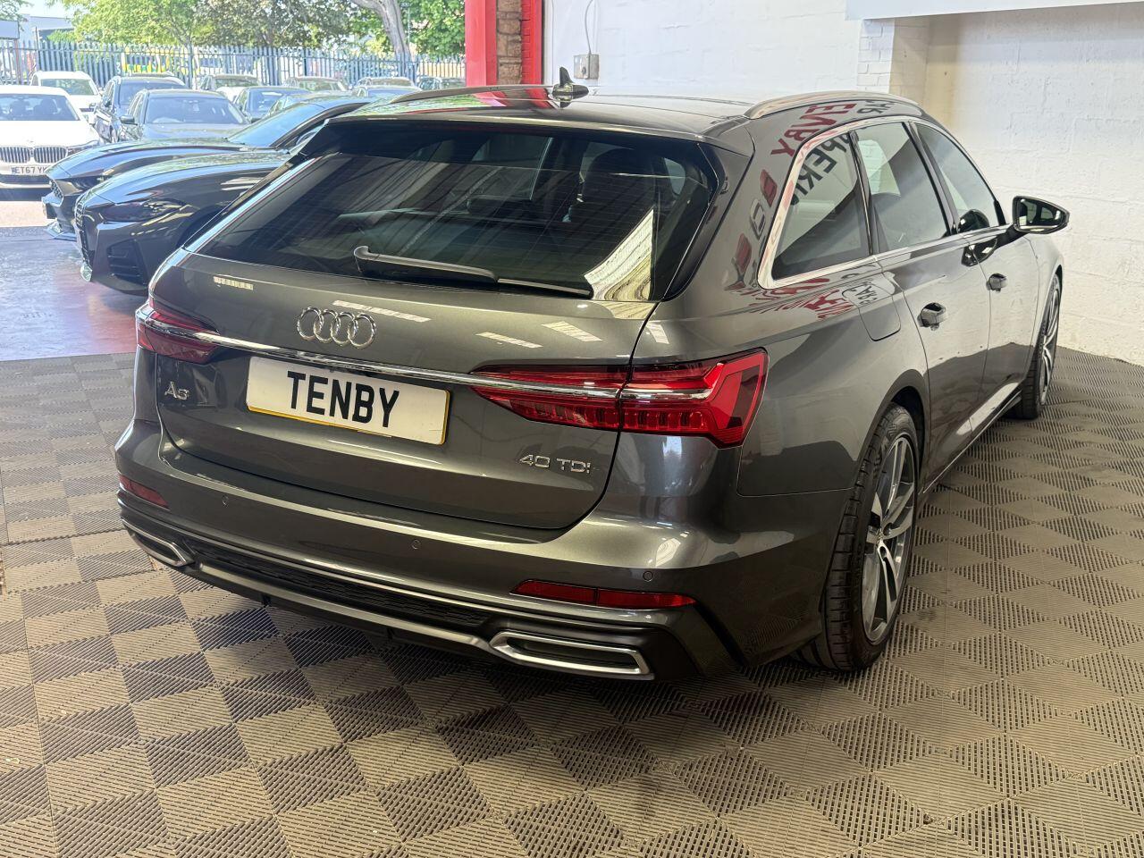 Audi A6 Avant view 10