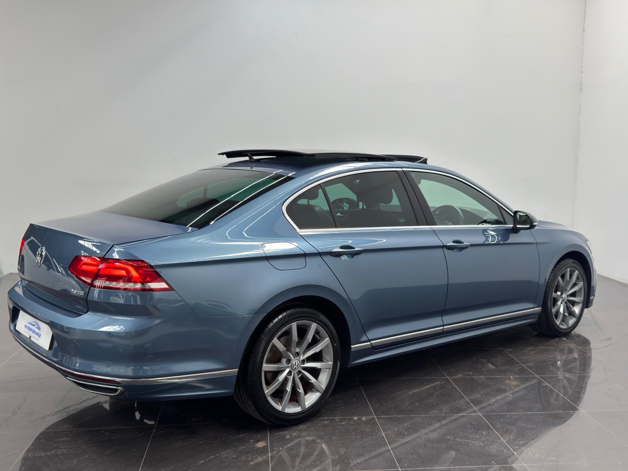 Volkswagen Passat view 62