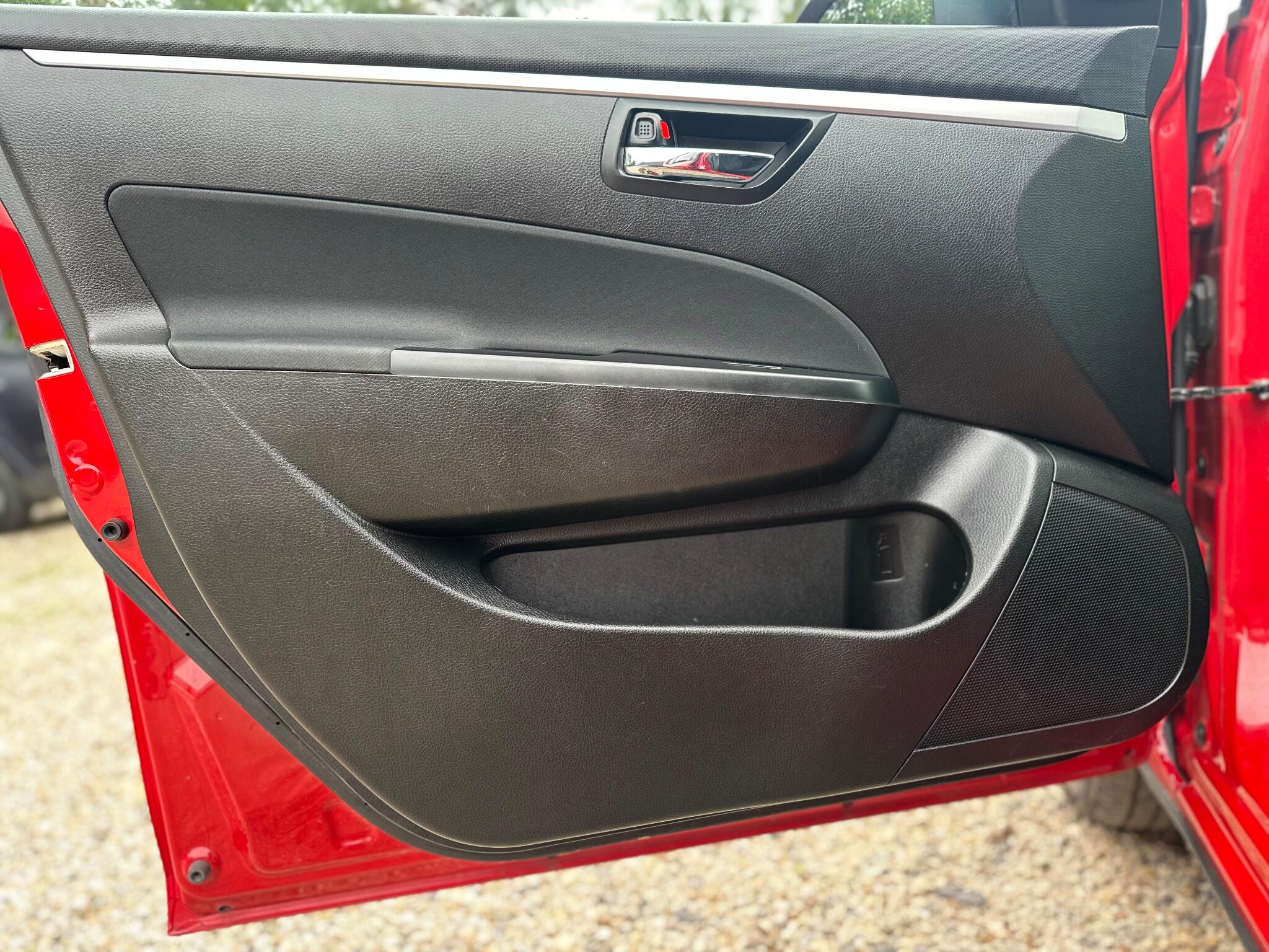 Suzuki Swift view 50