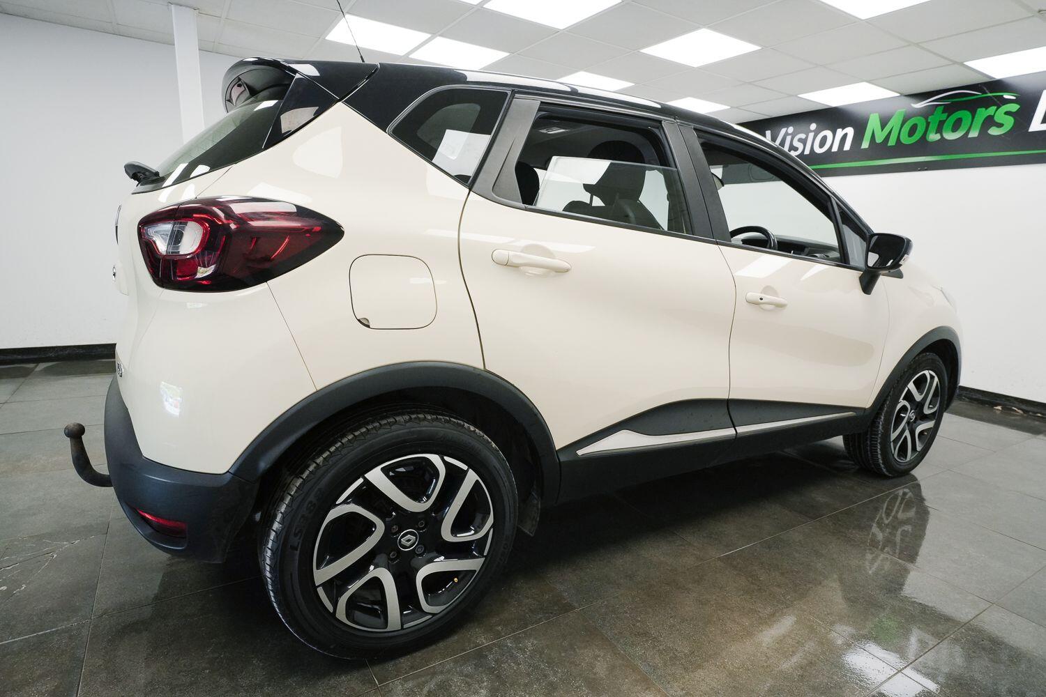 Renault Captur view 4