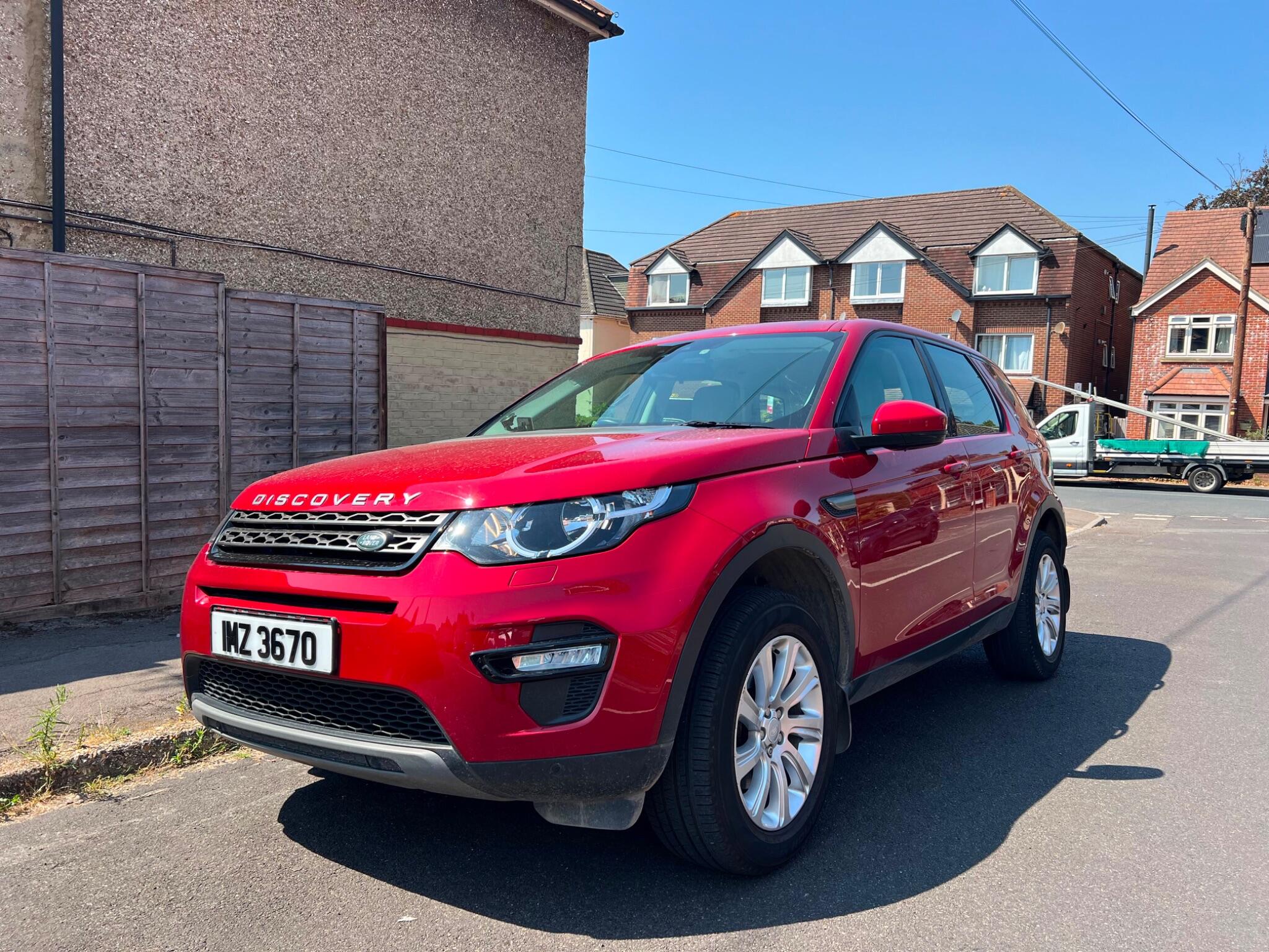 Land Rover Discovery Sport main image