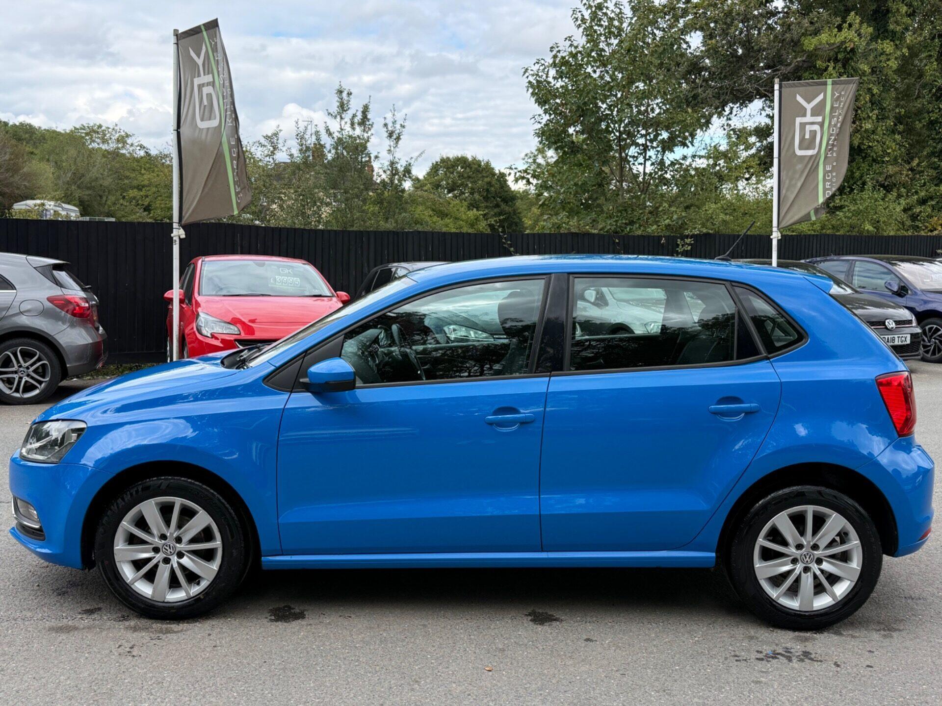 Volkswagen Polo view 9