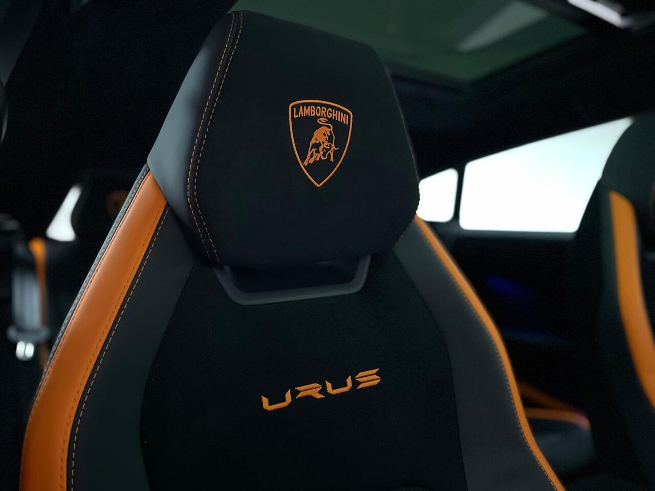 Lamborghini Urus view 22
