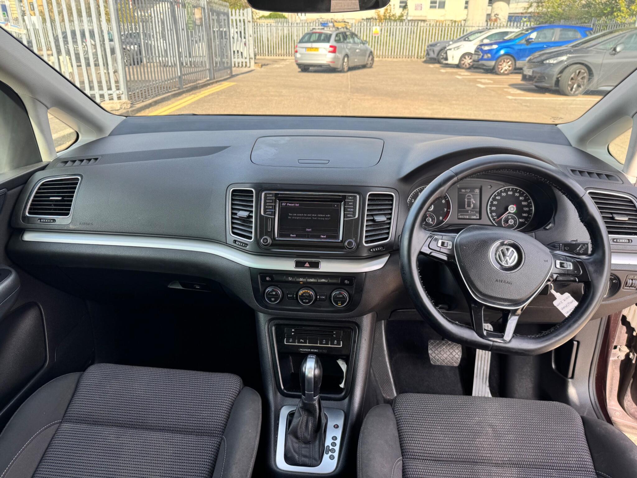Volkswagen Sharan view 21