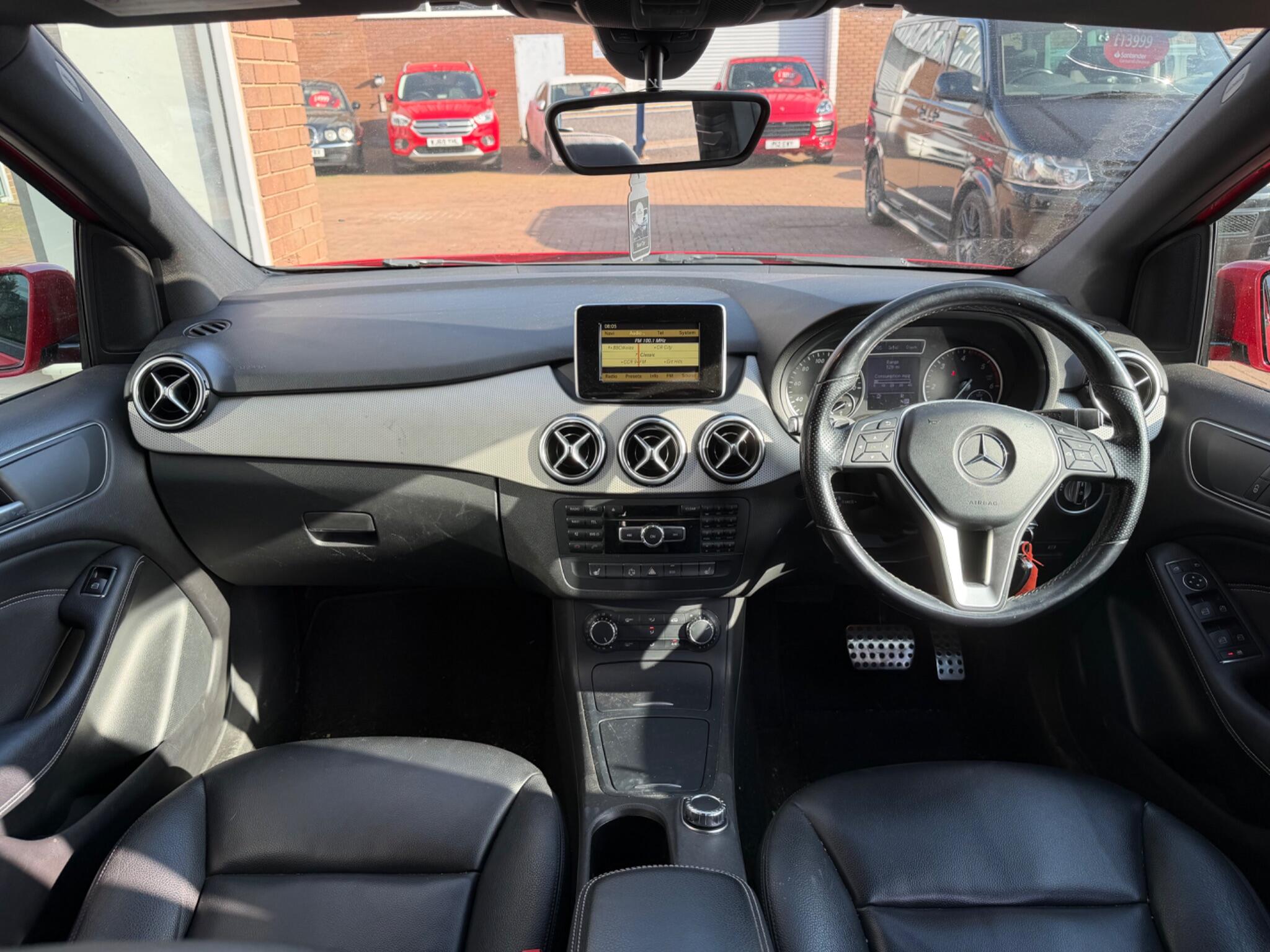 Mercedes-Benz B-Class view 19