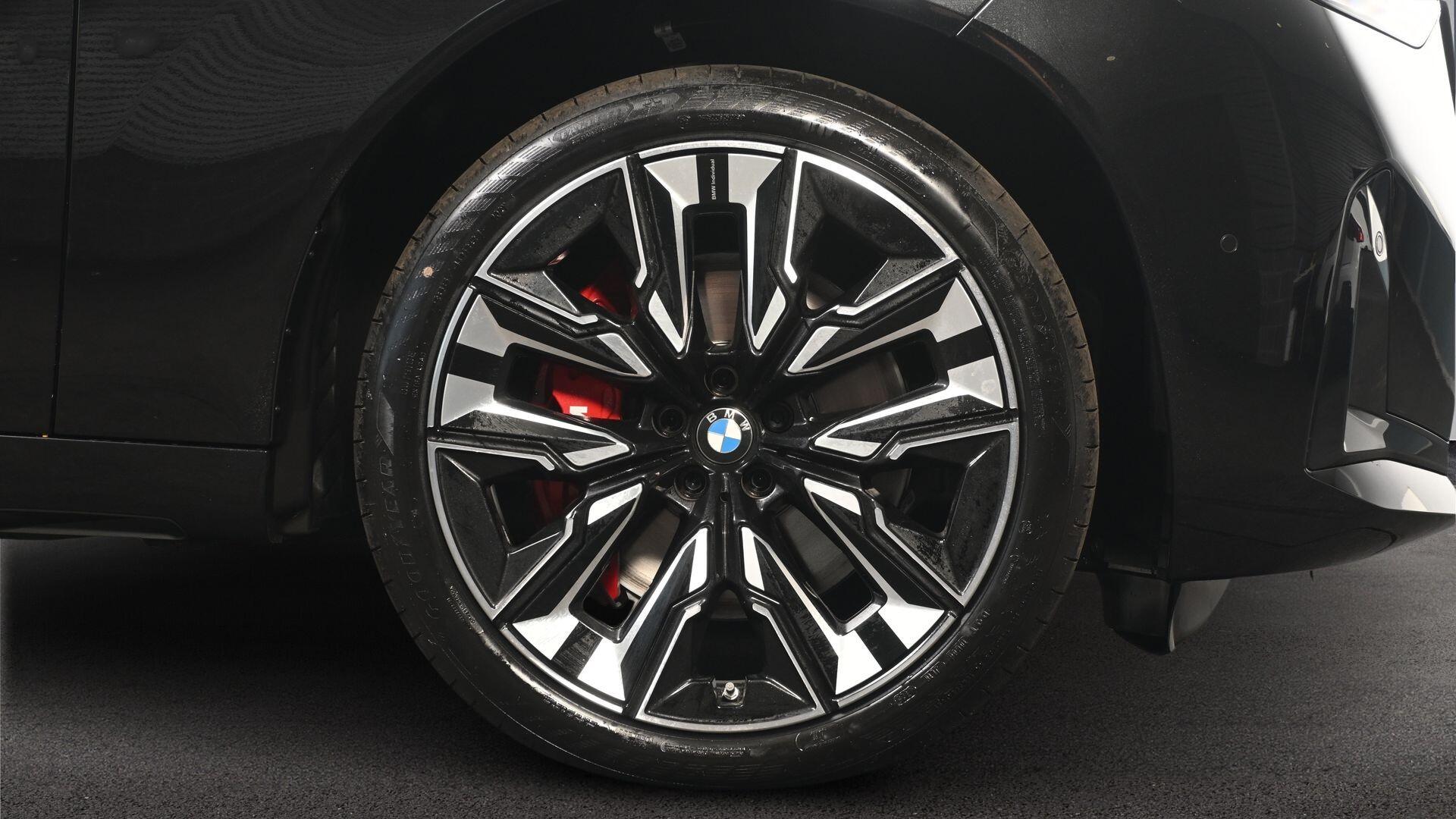 BMW X3 view 14