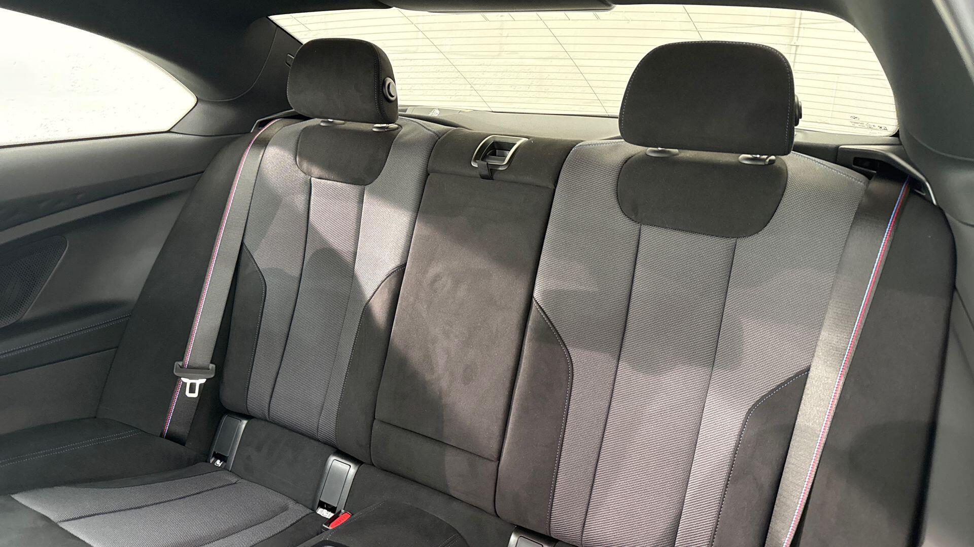 BMW 2 Series view 12