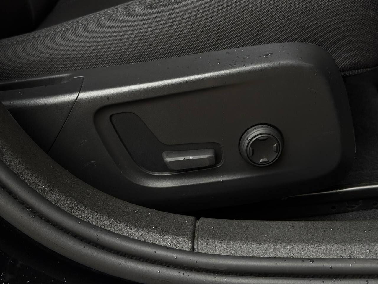 Polestar 2 view 65