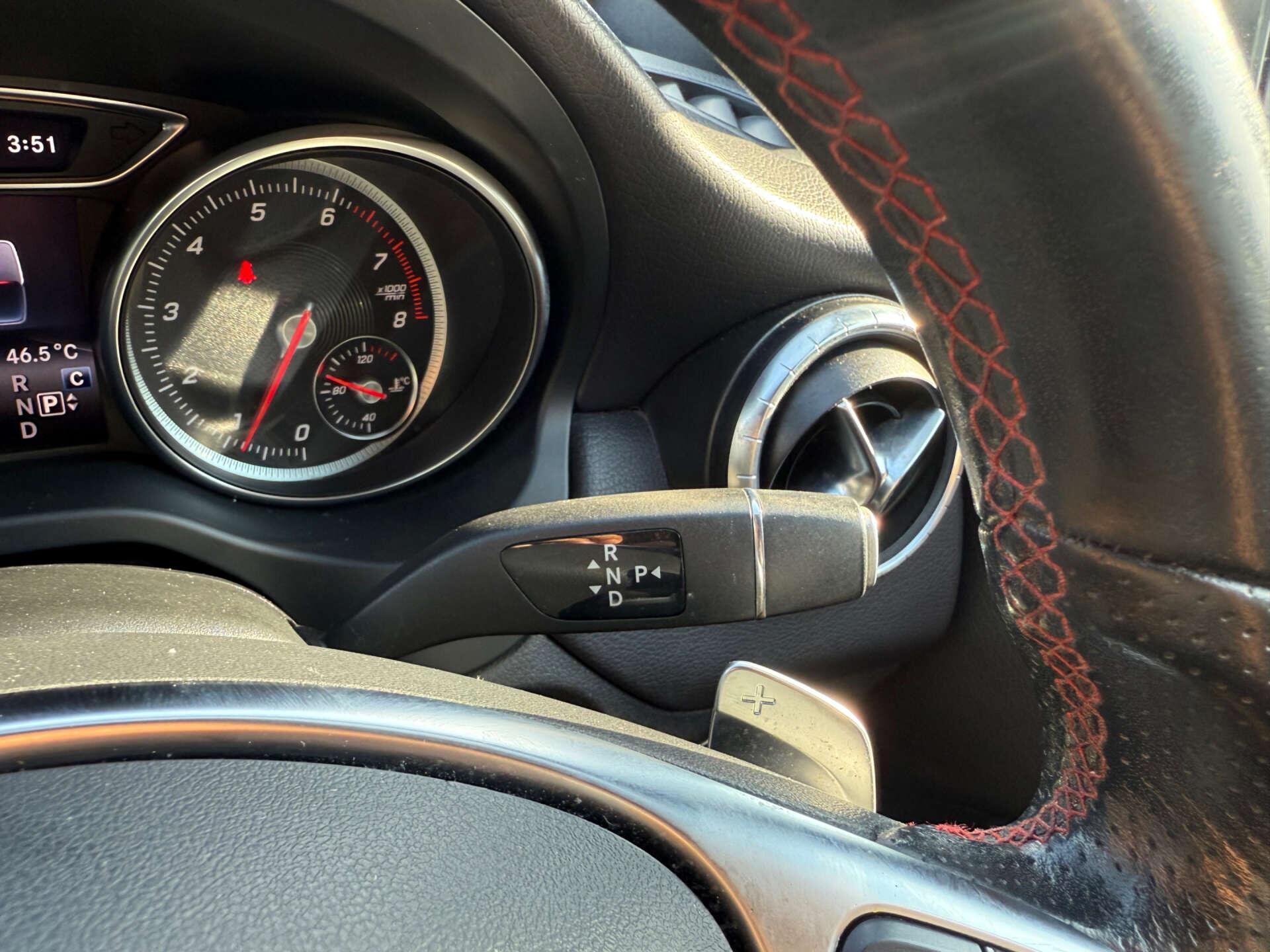 Mercedes-Benz CLA view 42