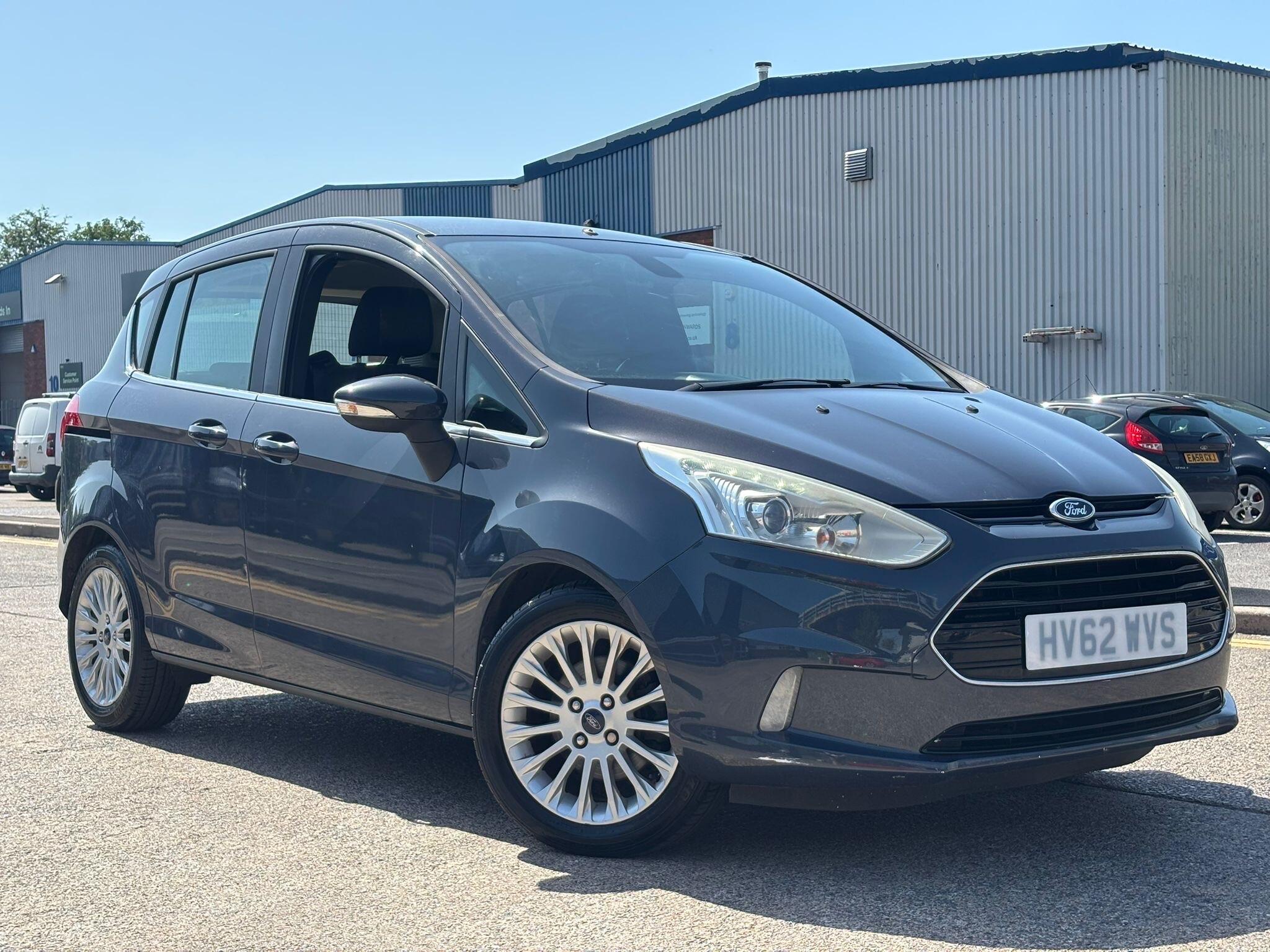 Ford B-Max view 5