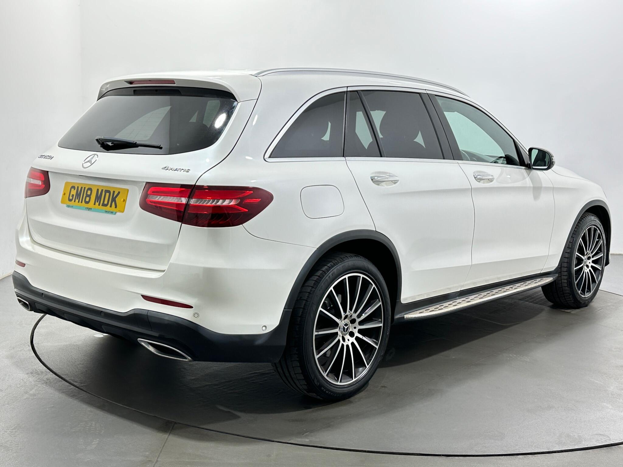 Mercedes-Benz GLC view 8