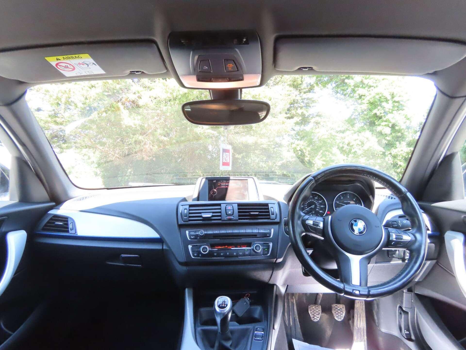 BMW 1 Series view 7