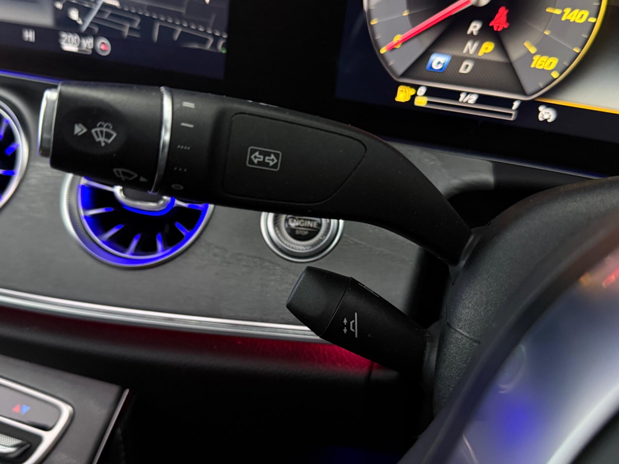 Mercedes-Benz CLS view 18