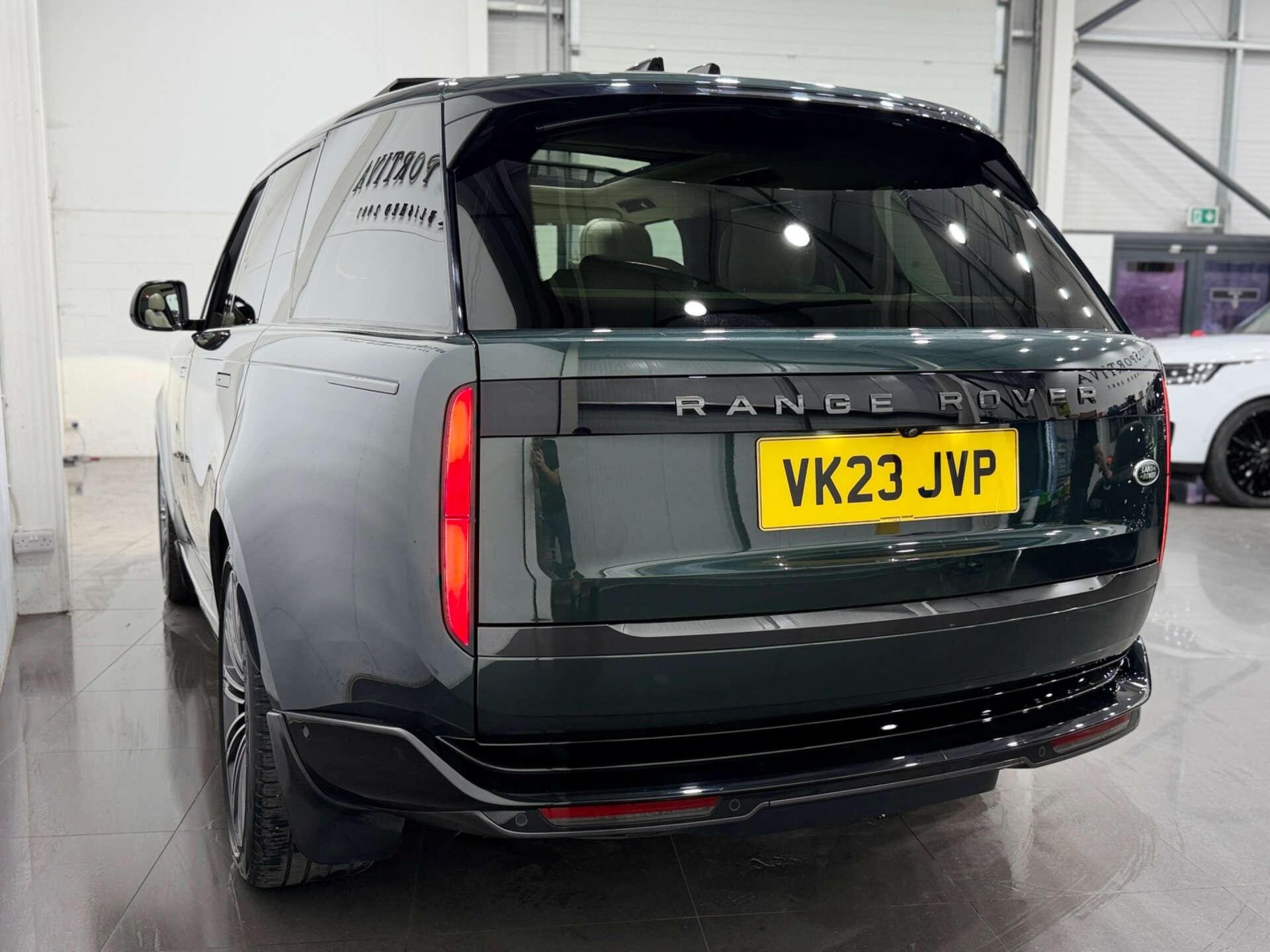 Land Rover Range Rover view 8