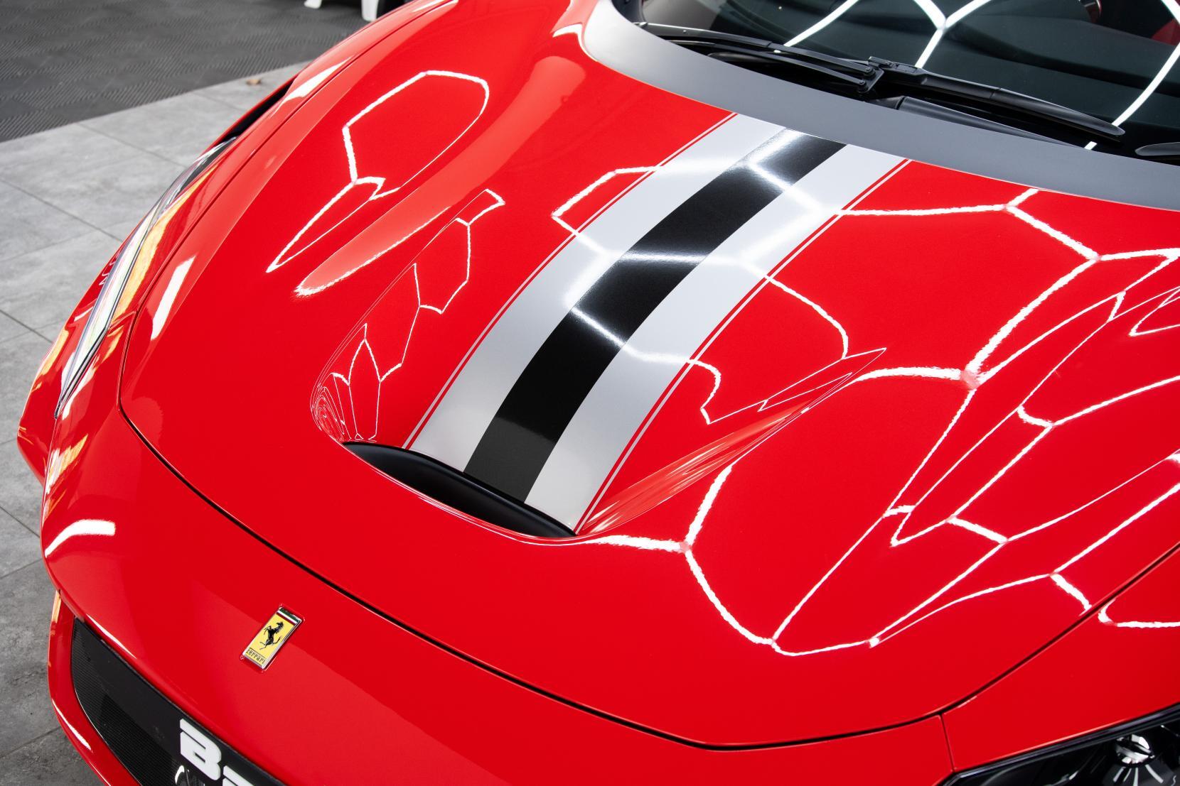 Ferrari F8 Spider view 30