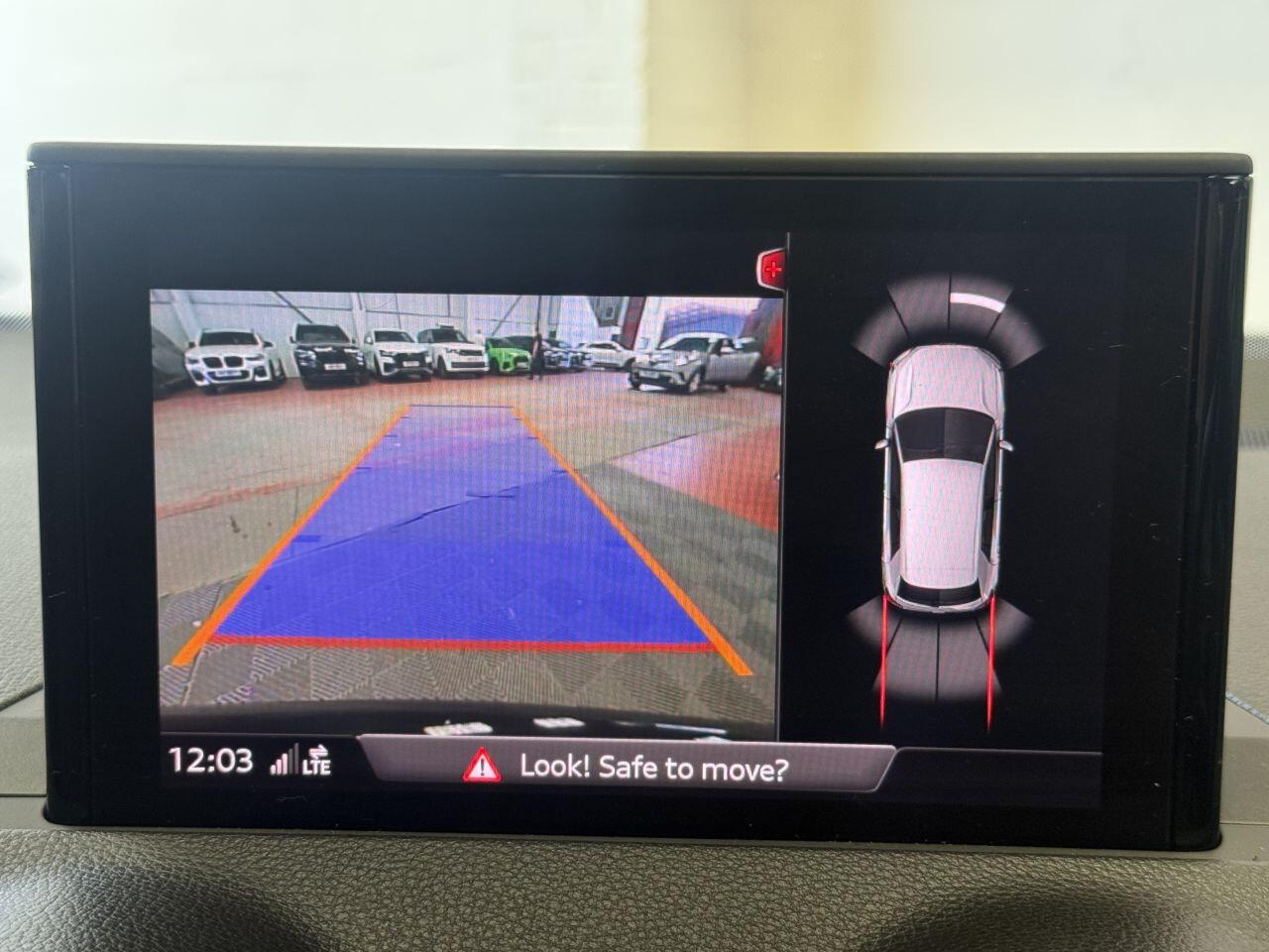 Audi Q2 view 46