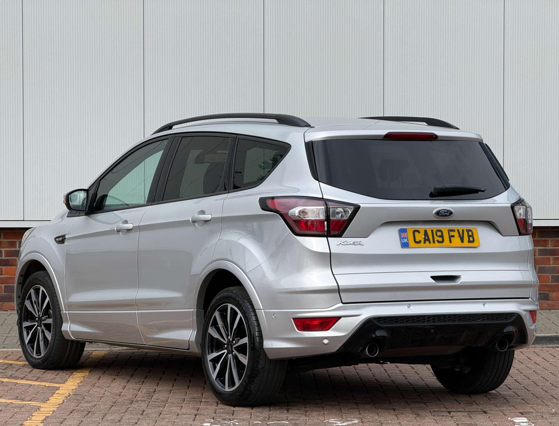 Ford Kuga view 4
