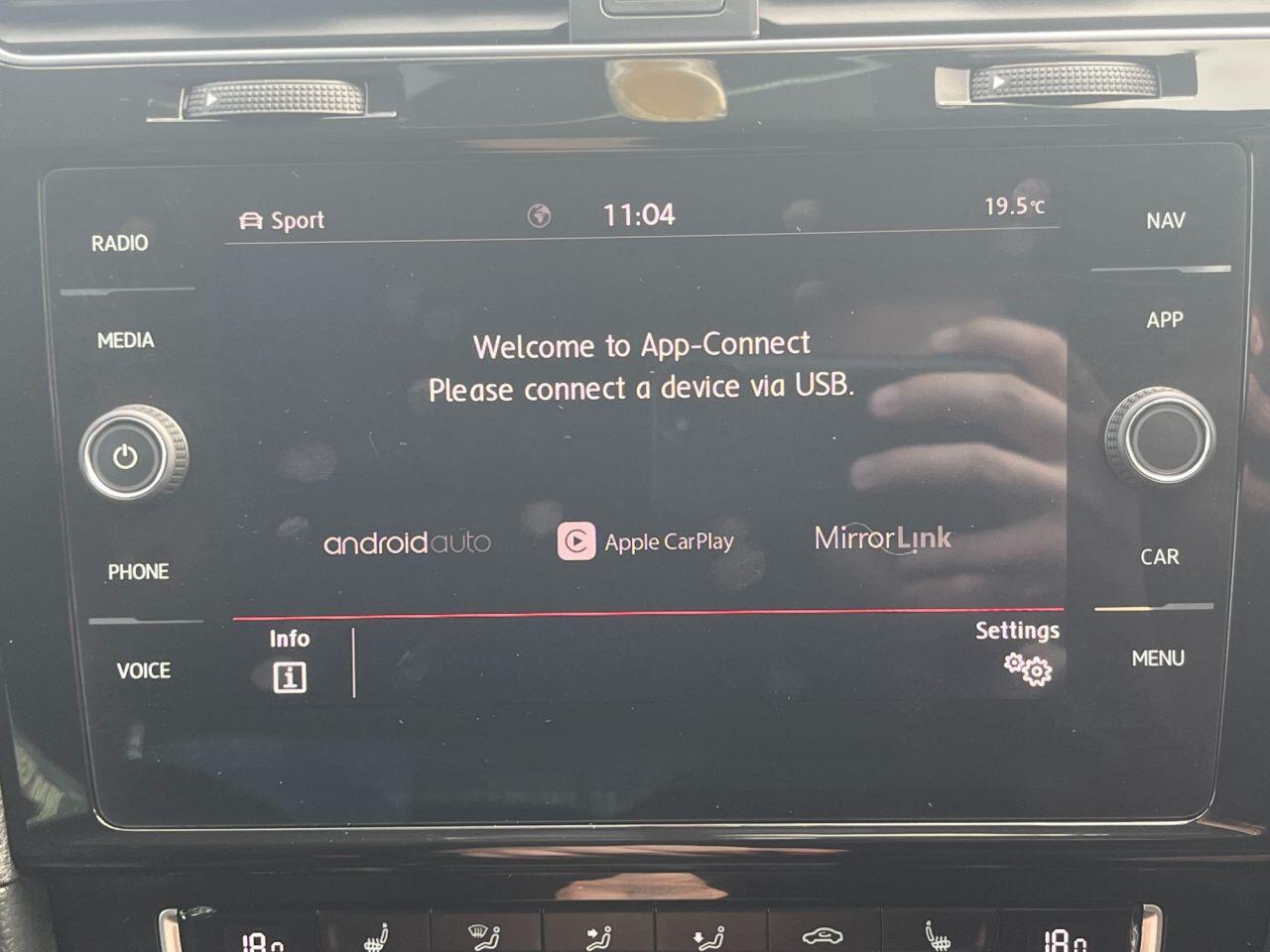Volkswagen Golf view 26
